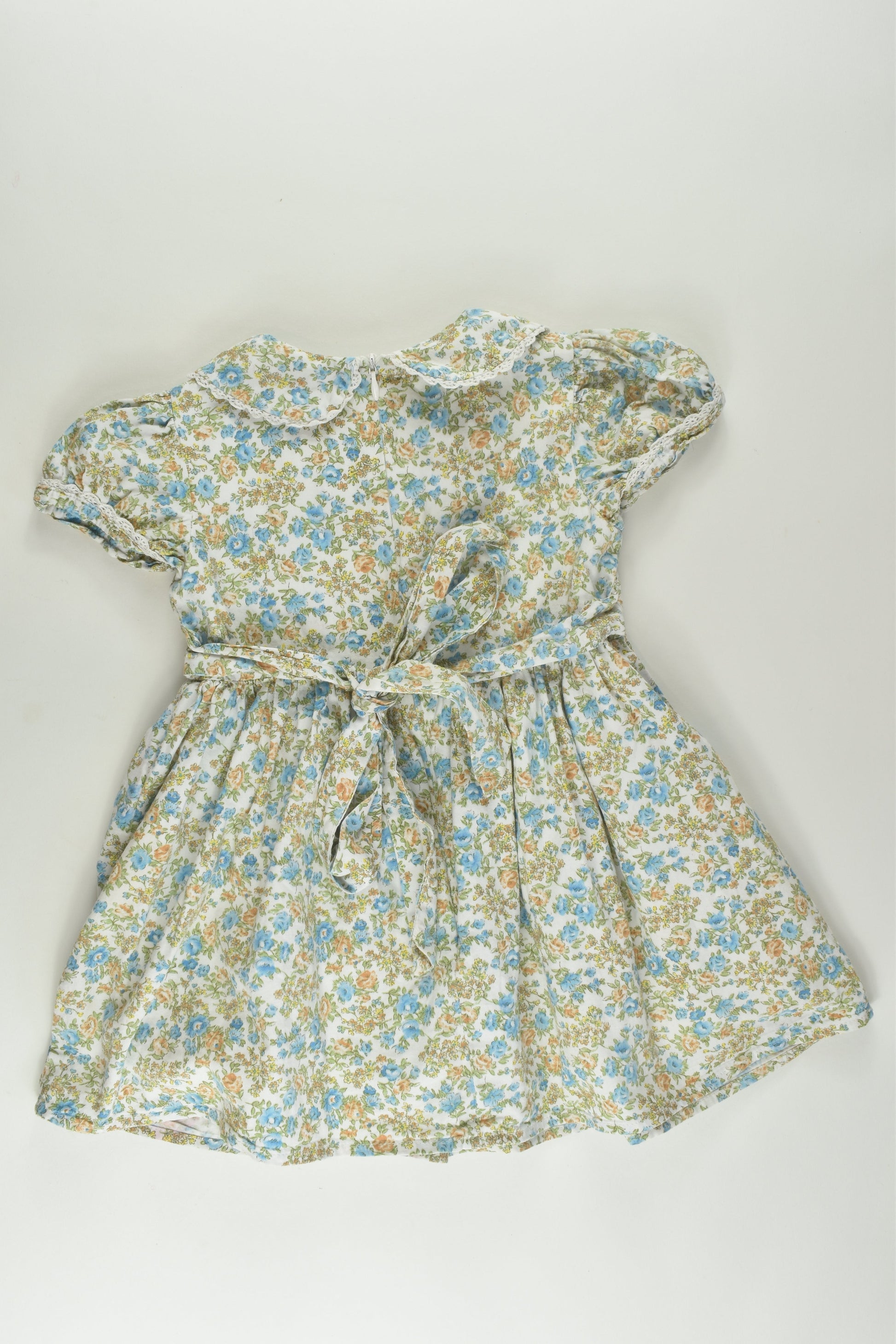 Annabelle Boutique Size 3 Lined Floral Dress