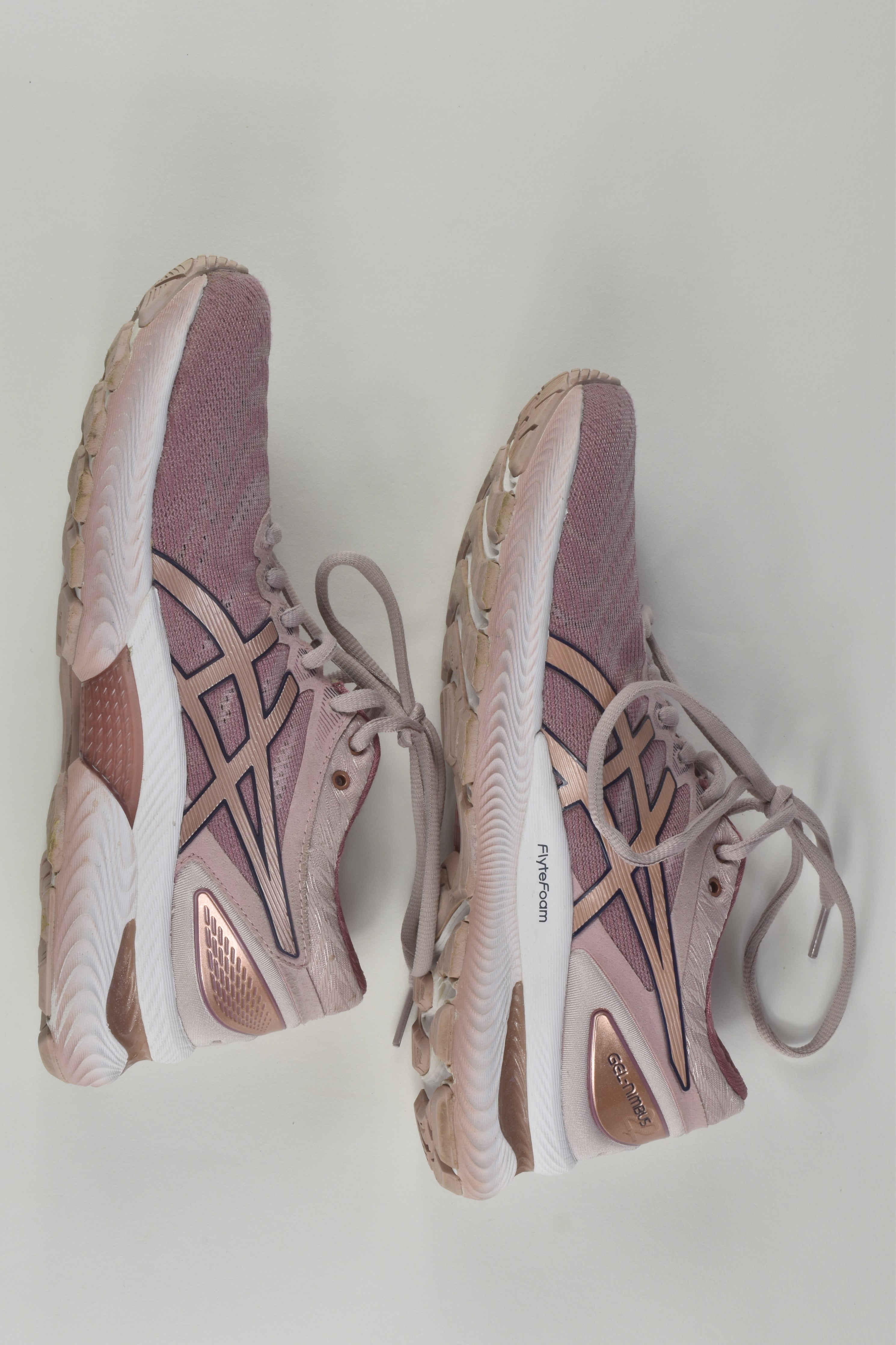 Gel nimbus clearance 22 rose gold