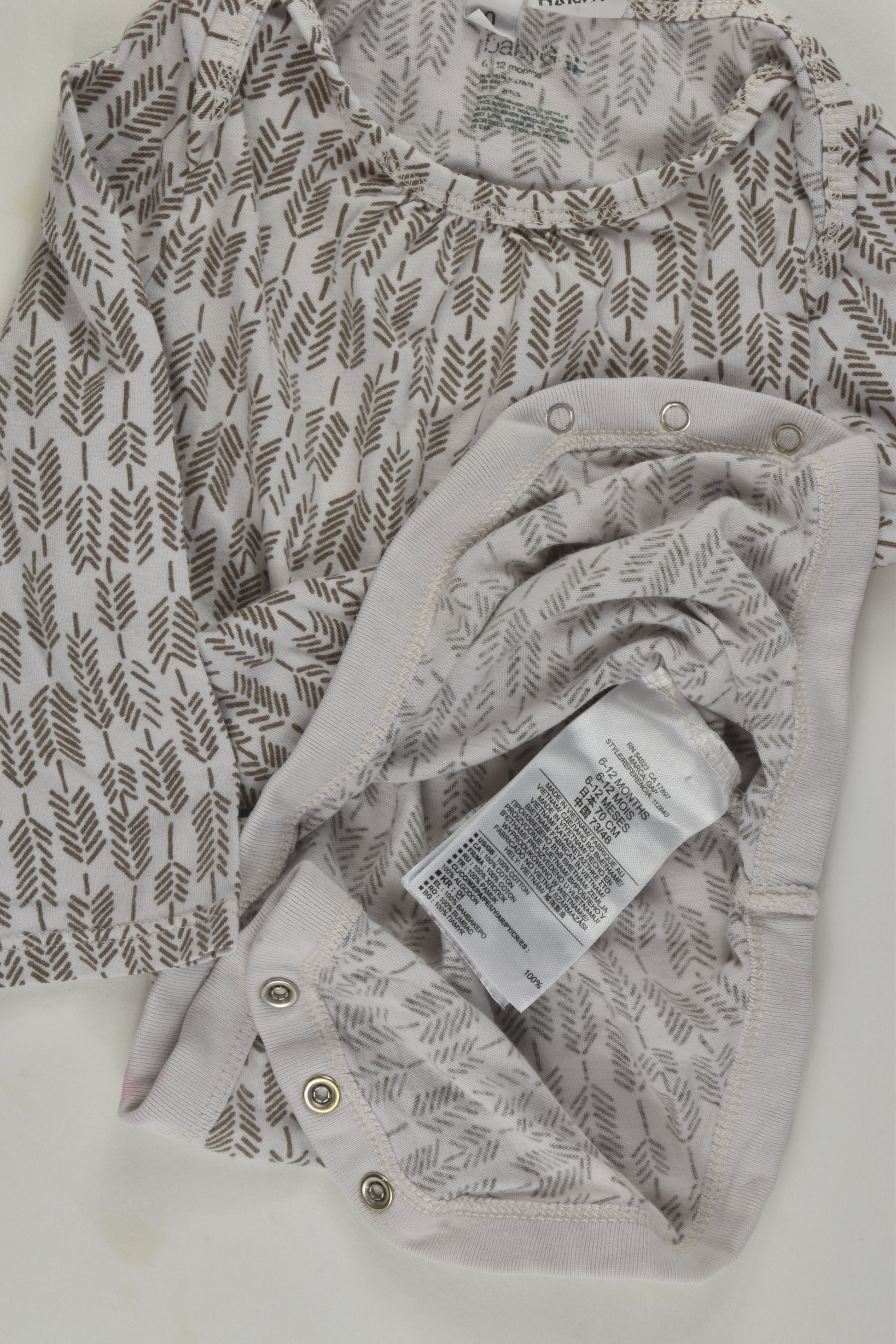Baby Gap Size 0 Bodysuit