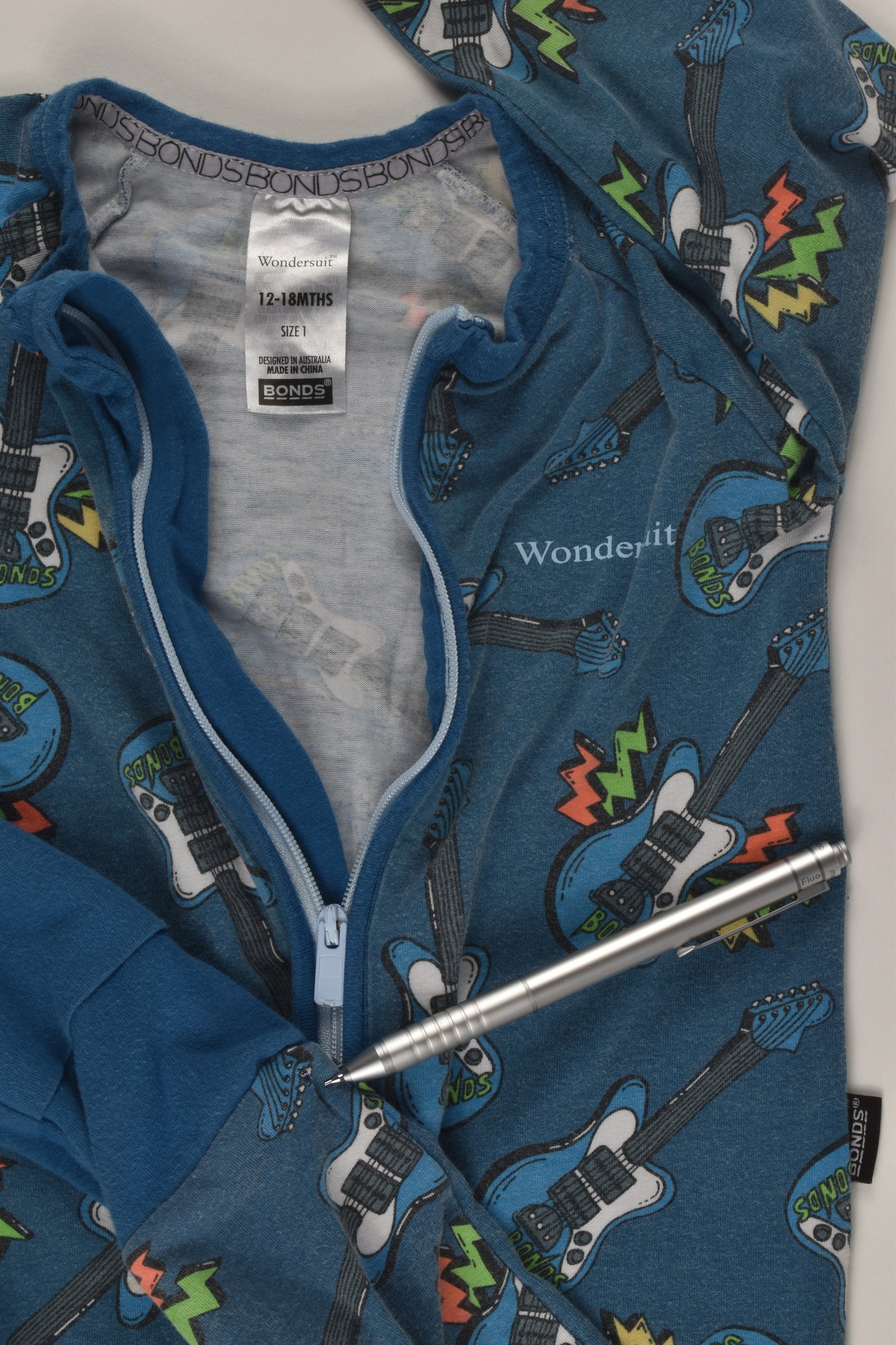 Bonds Size 1 Electric Guitar Wondersuit