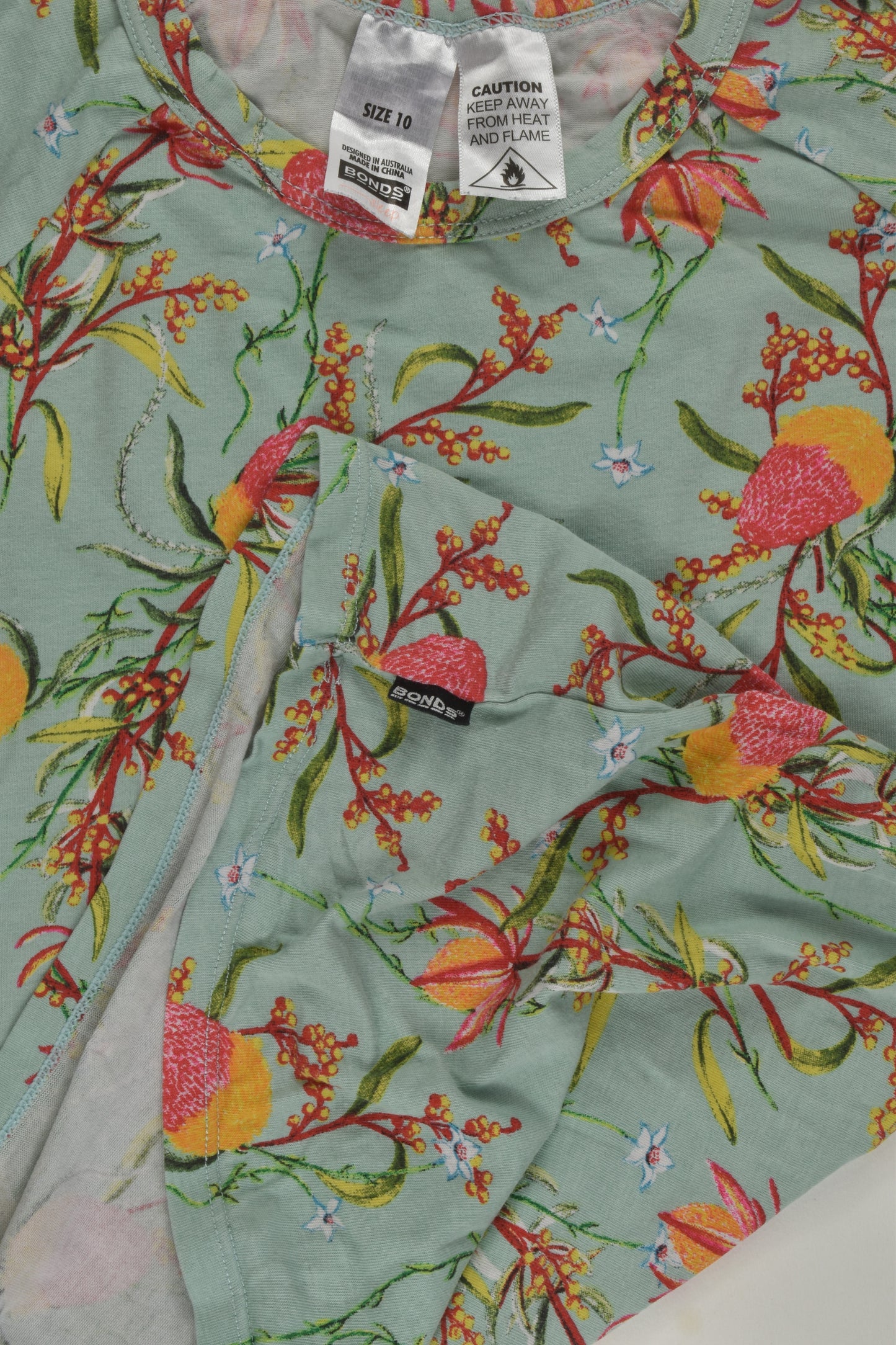 Bonds Size 10 Floral T-shirt