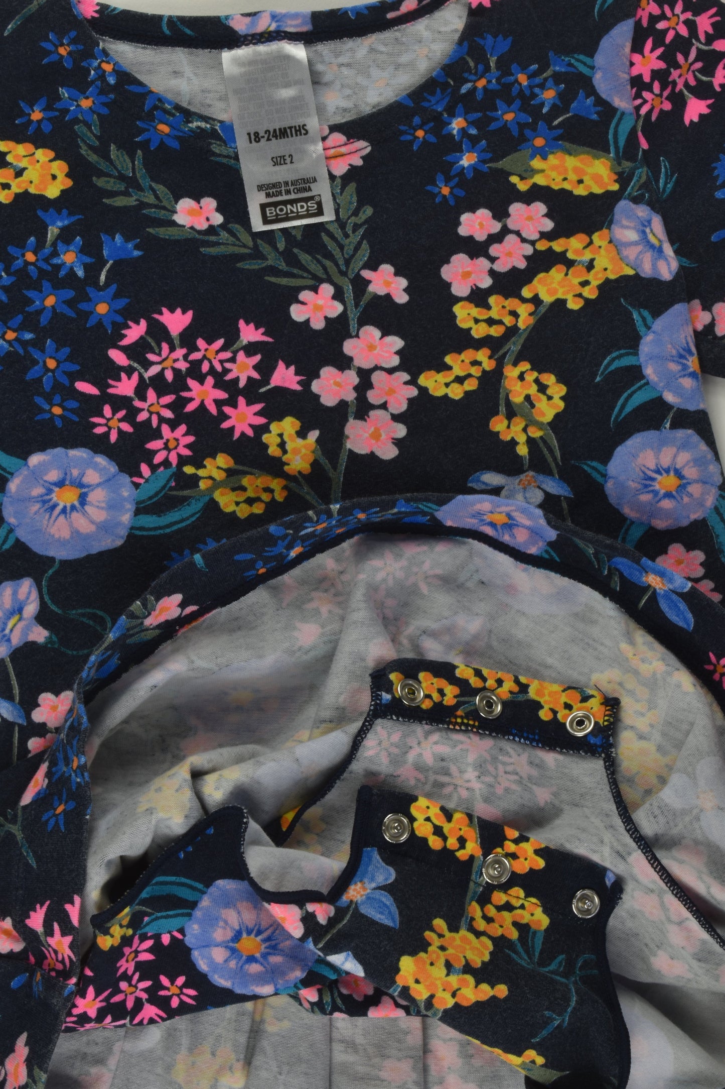 Bonds Size 2 Floral Outfit