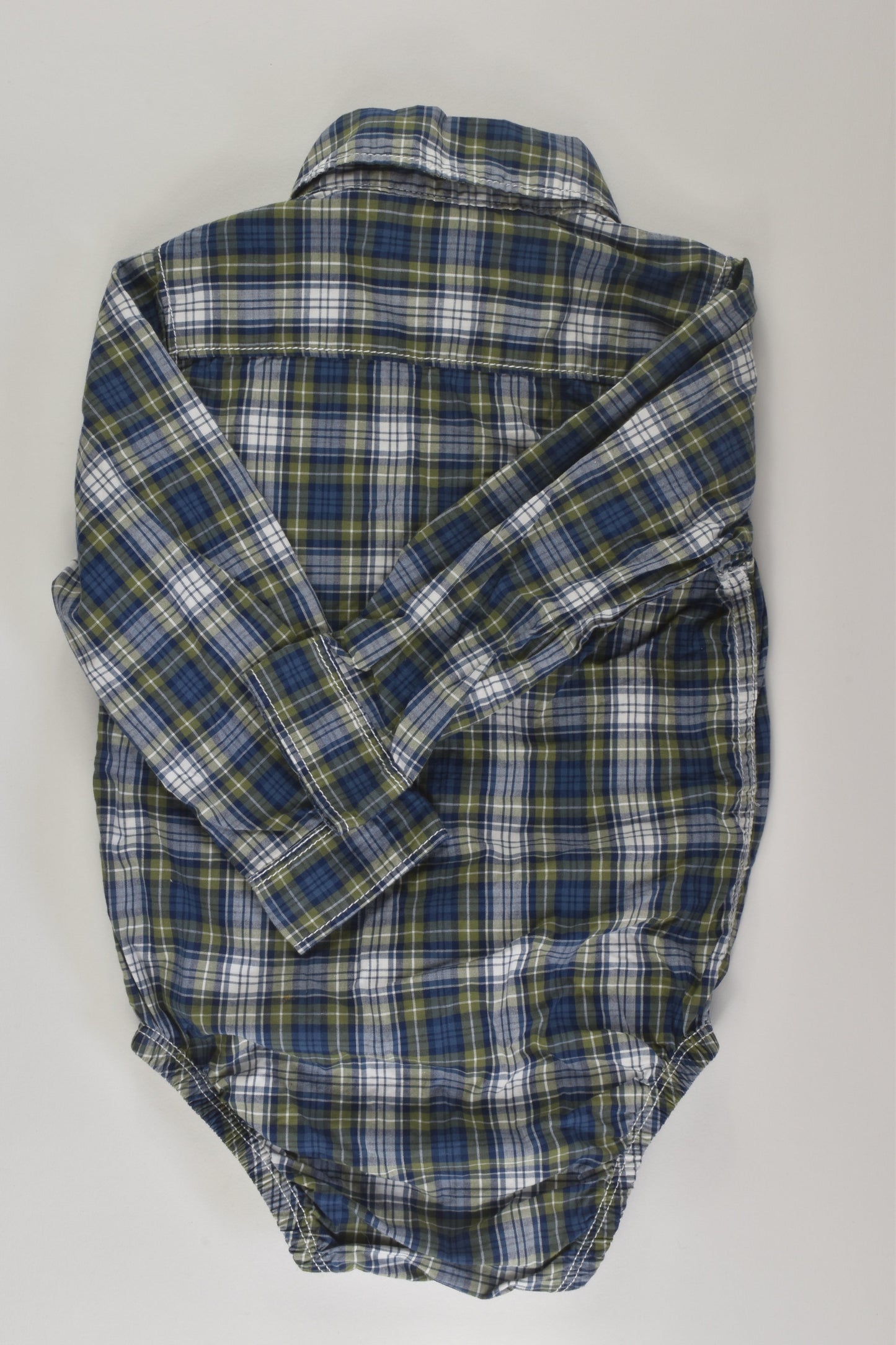 Carter's Size 0 Button Up Bodysuit