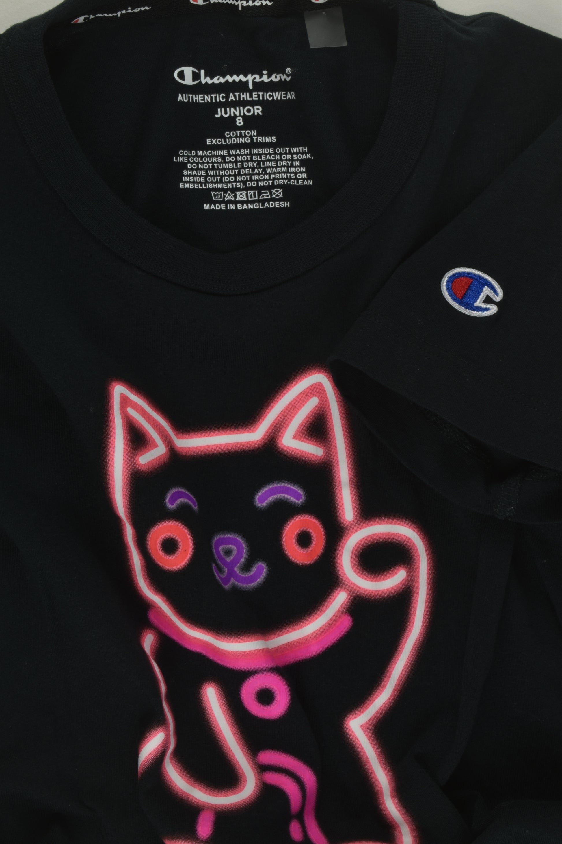 Champion Size 8 Lucky Cat T-shirt