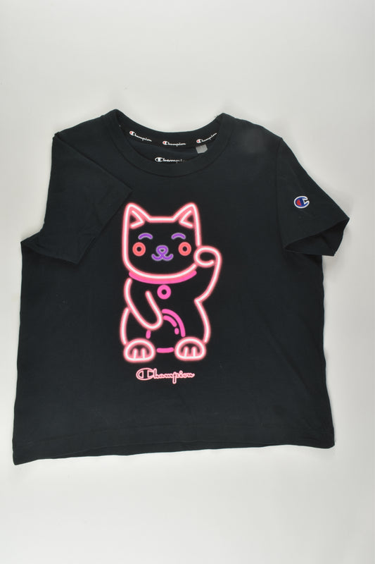 Champion Size 8 Lucky Cat T-shirt