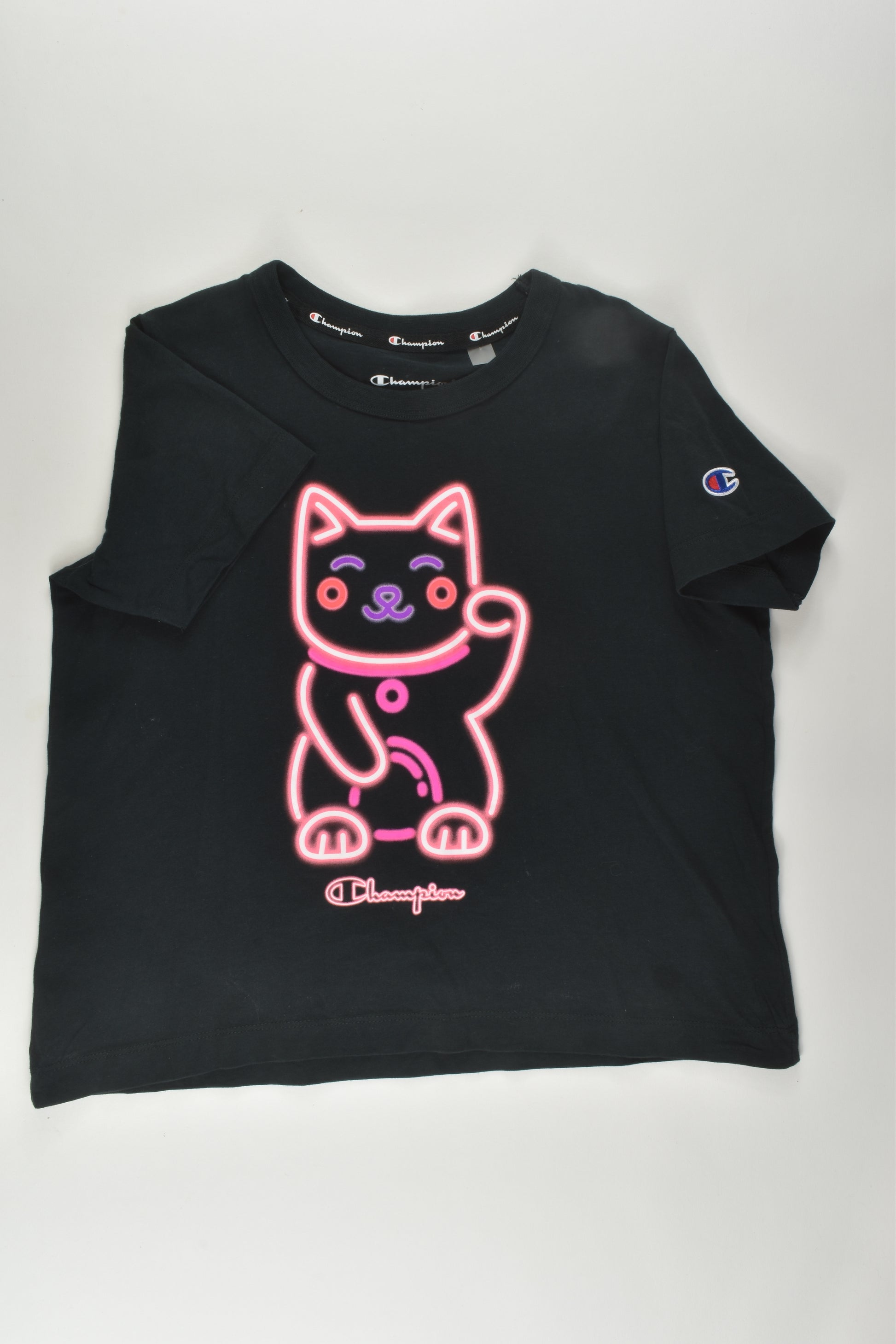 Champion Size 8 Lucky Cat T-shirt
