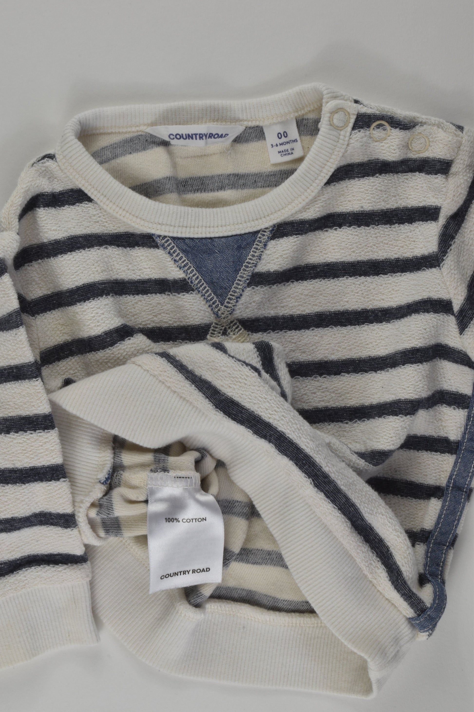 Country Road Size 00 Sweater