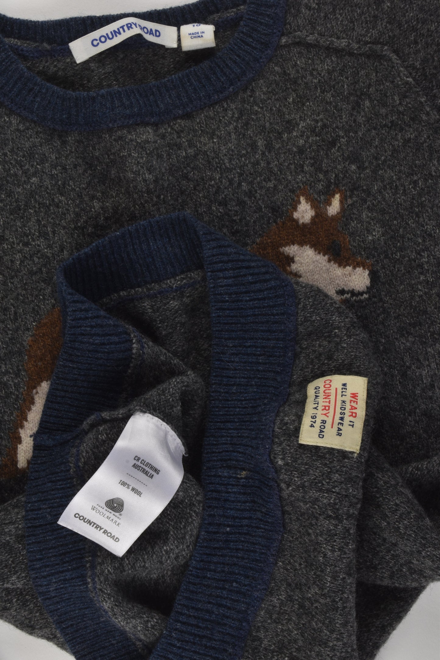 Country Road Size 10 Wool Wolf Jumper