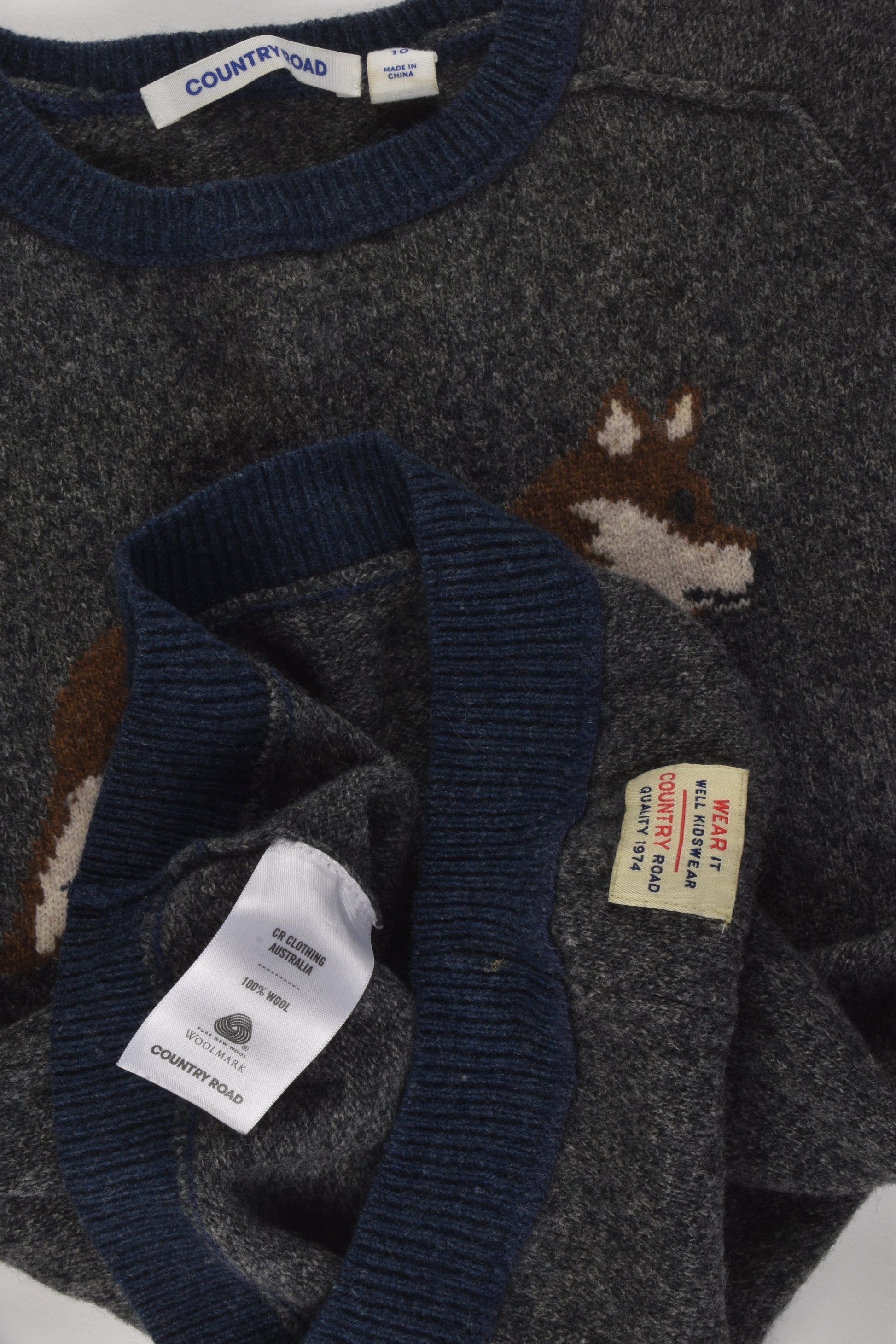 Country Road Size 10 Wool Wolf Jumper