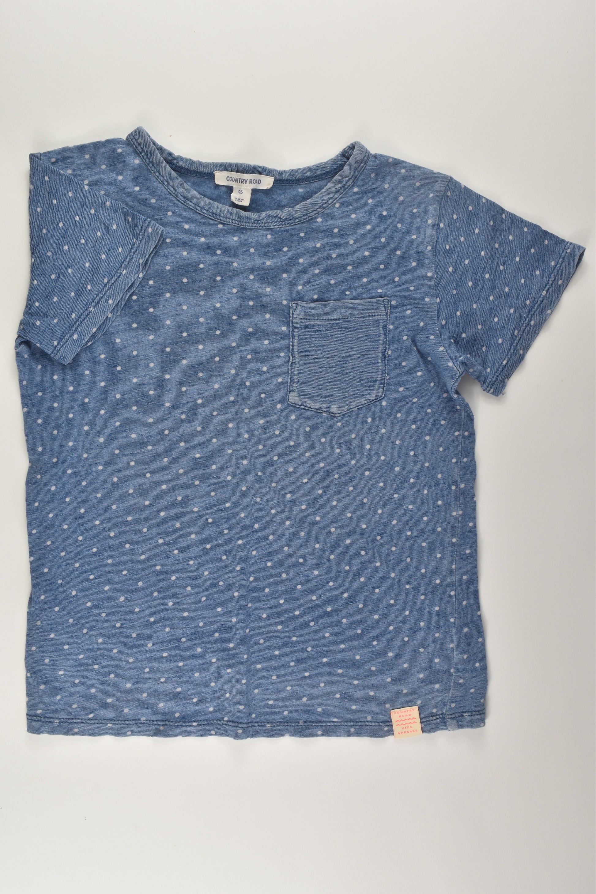 Country Road Size 5 T-shirt