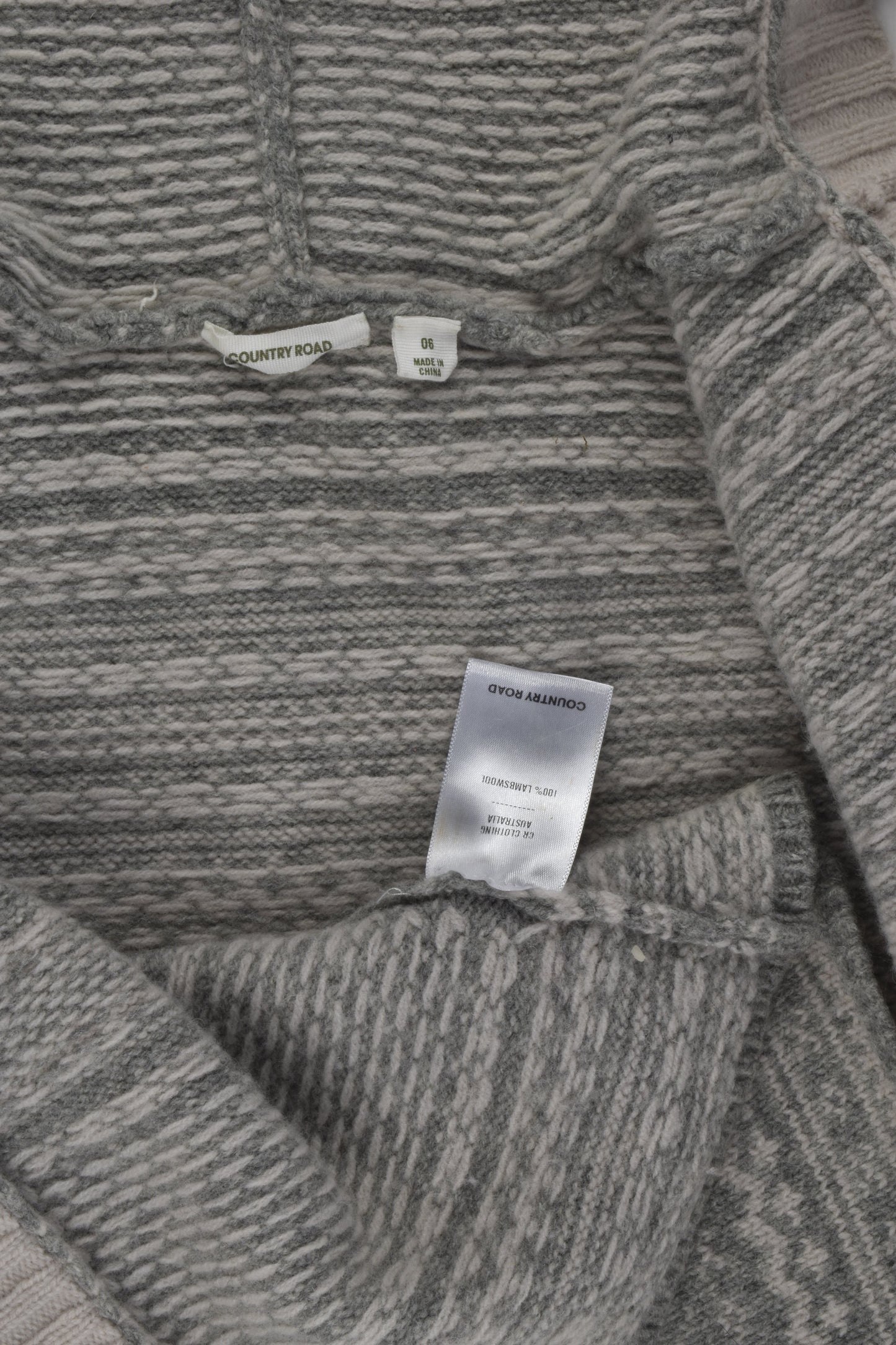 Country Road Size 6 Lambswool Jumper