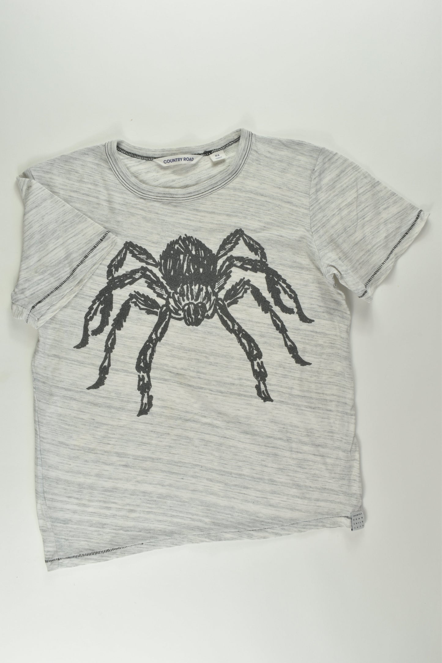 Country Road Size 6 Spider T-shirt