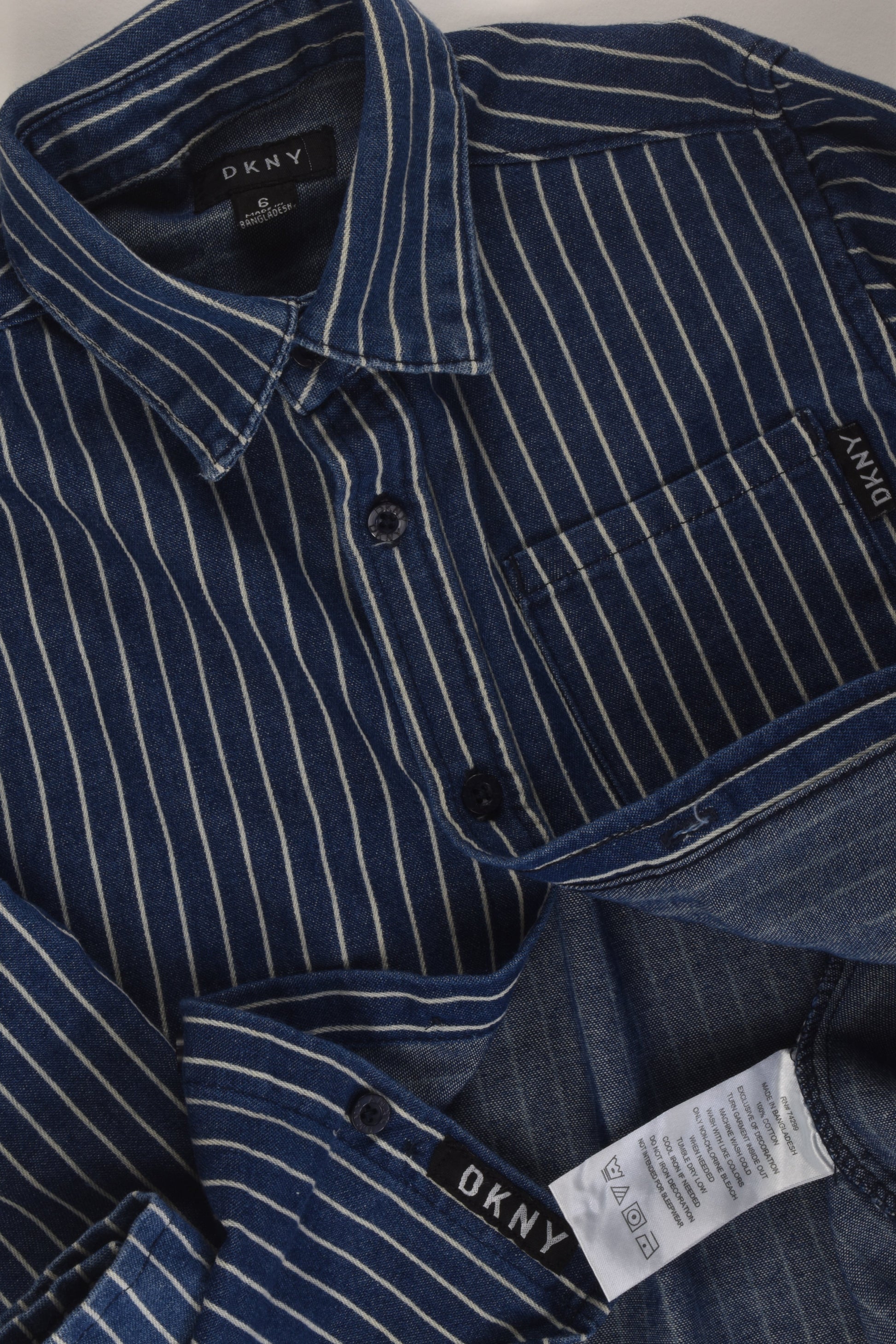 DKNY Size 6 Denim Shirt