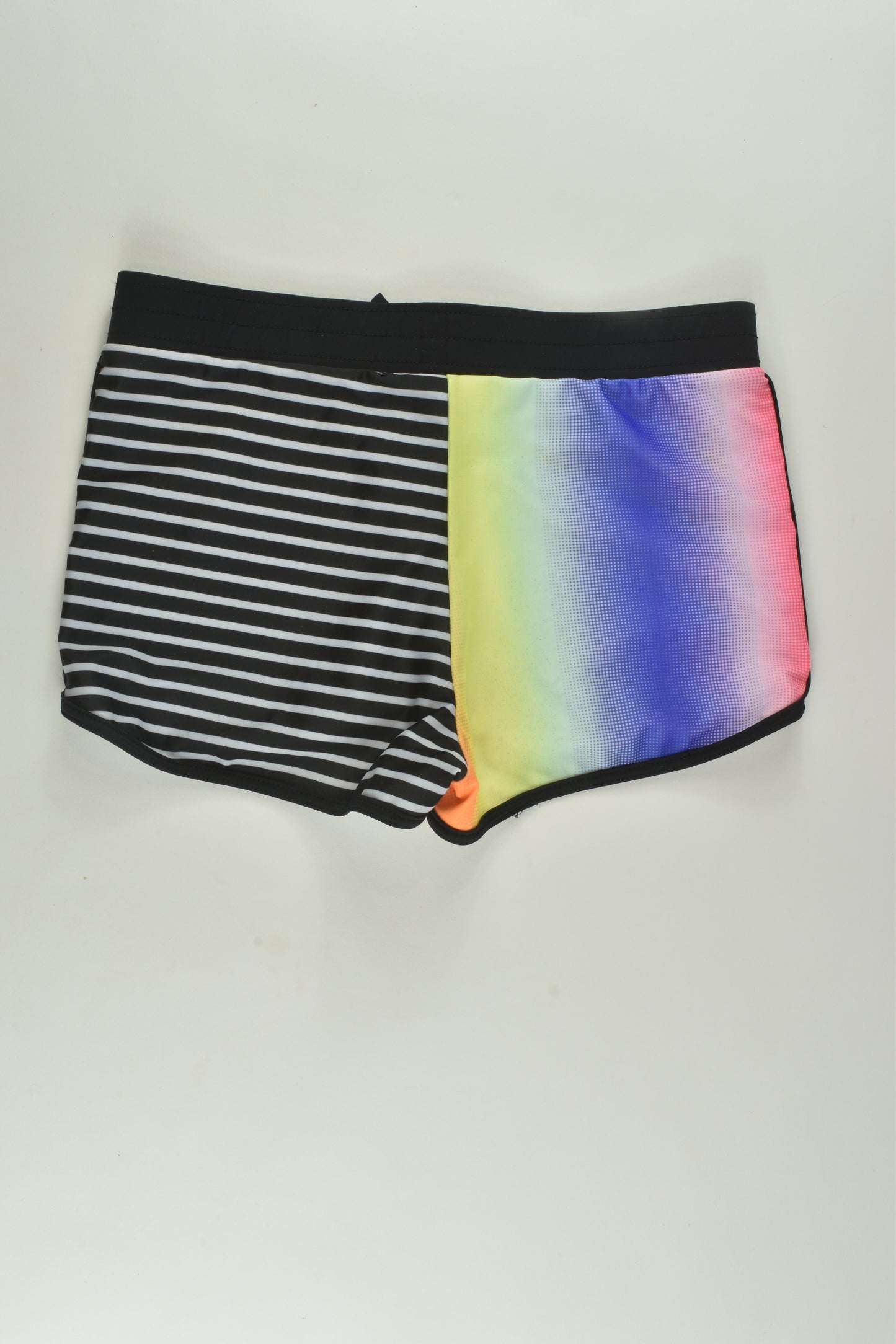 Wave Zone Size 14 Swim Shorts