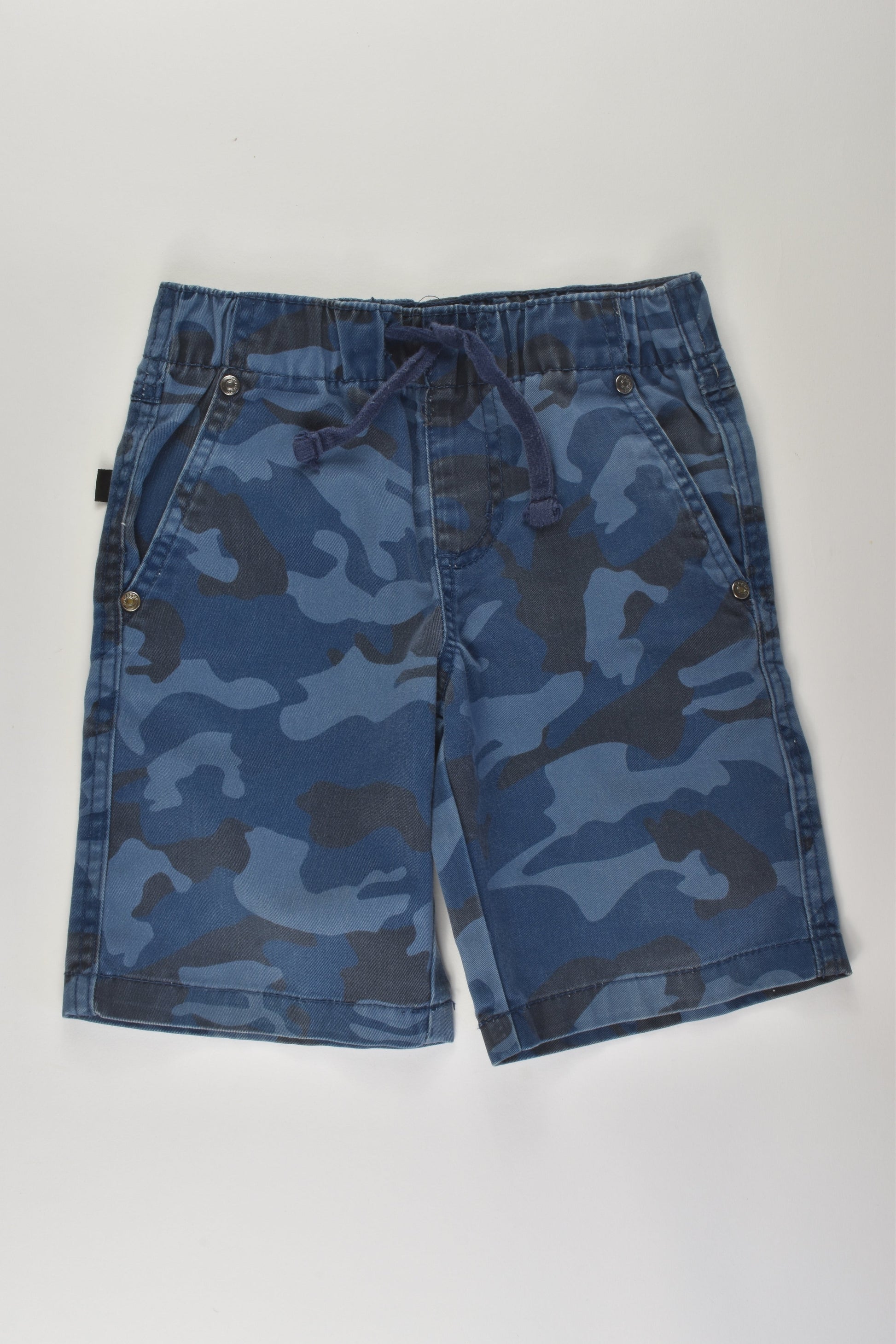 Emerson Size 4 Camouflage Shorts
