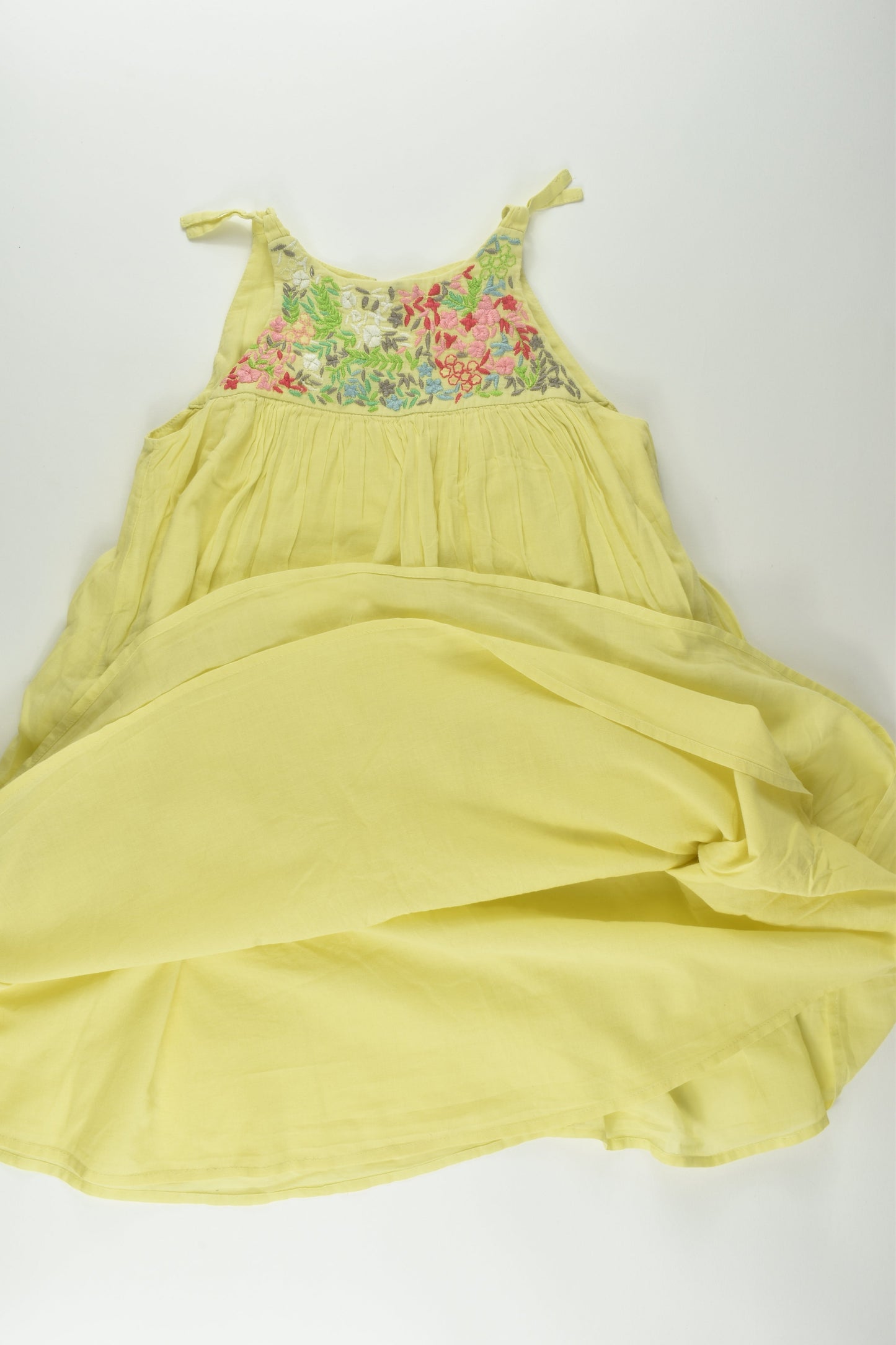 Fred Bare Size 6 Lined Embroidery Dress