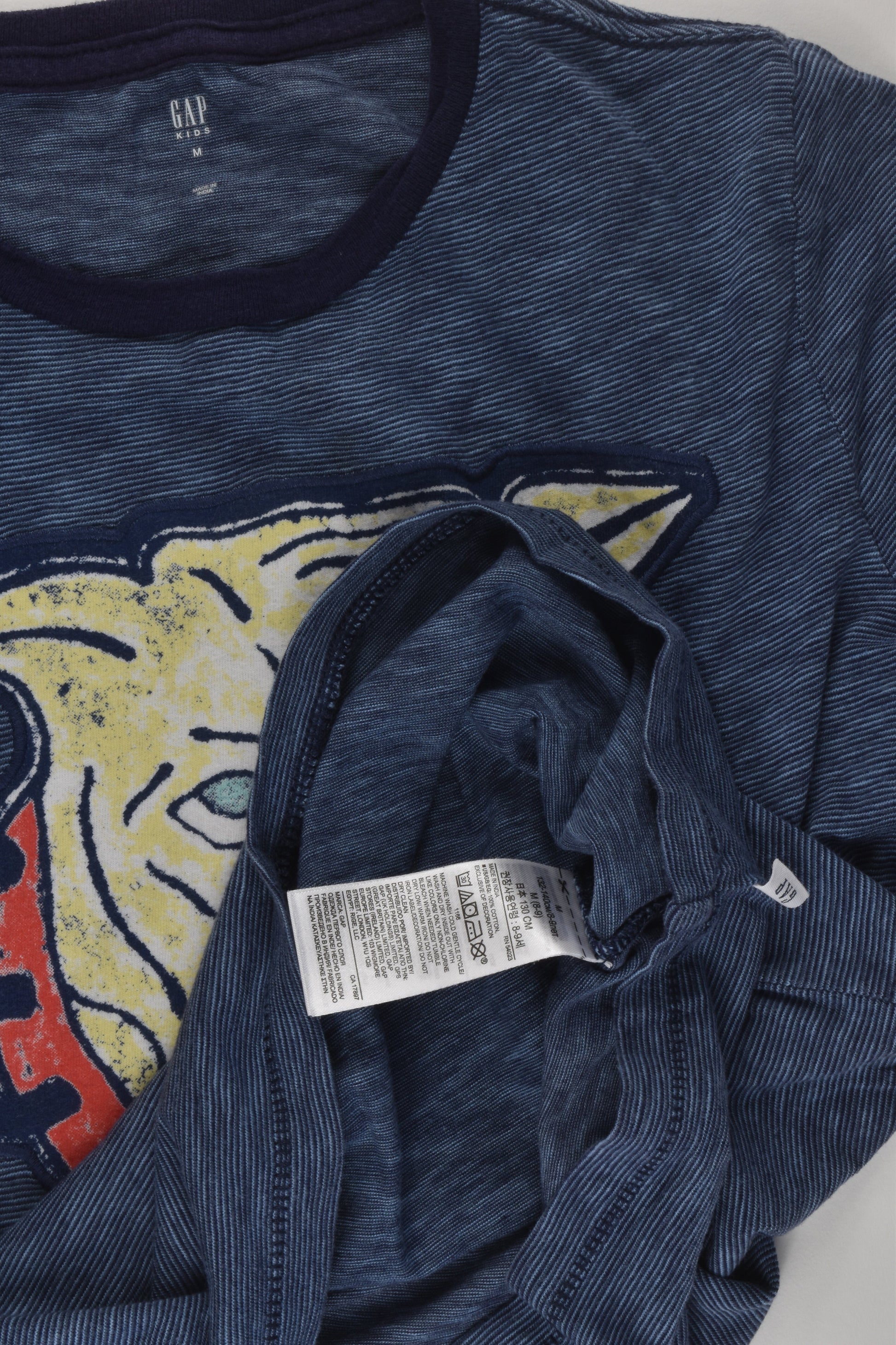 Gap Kids Size 8-9 Bulldog T-shirt