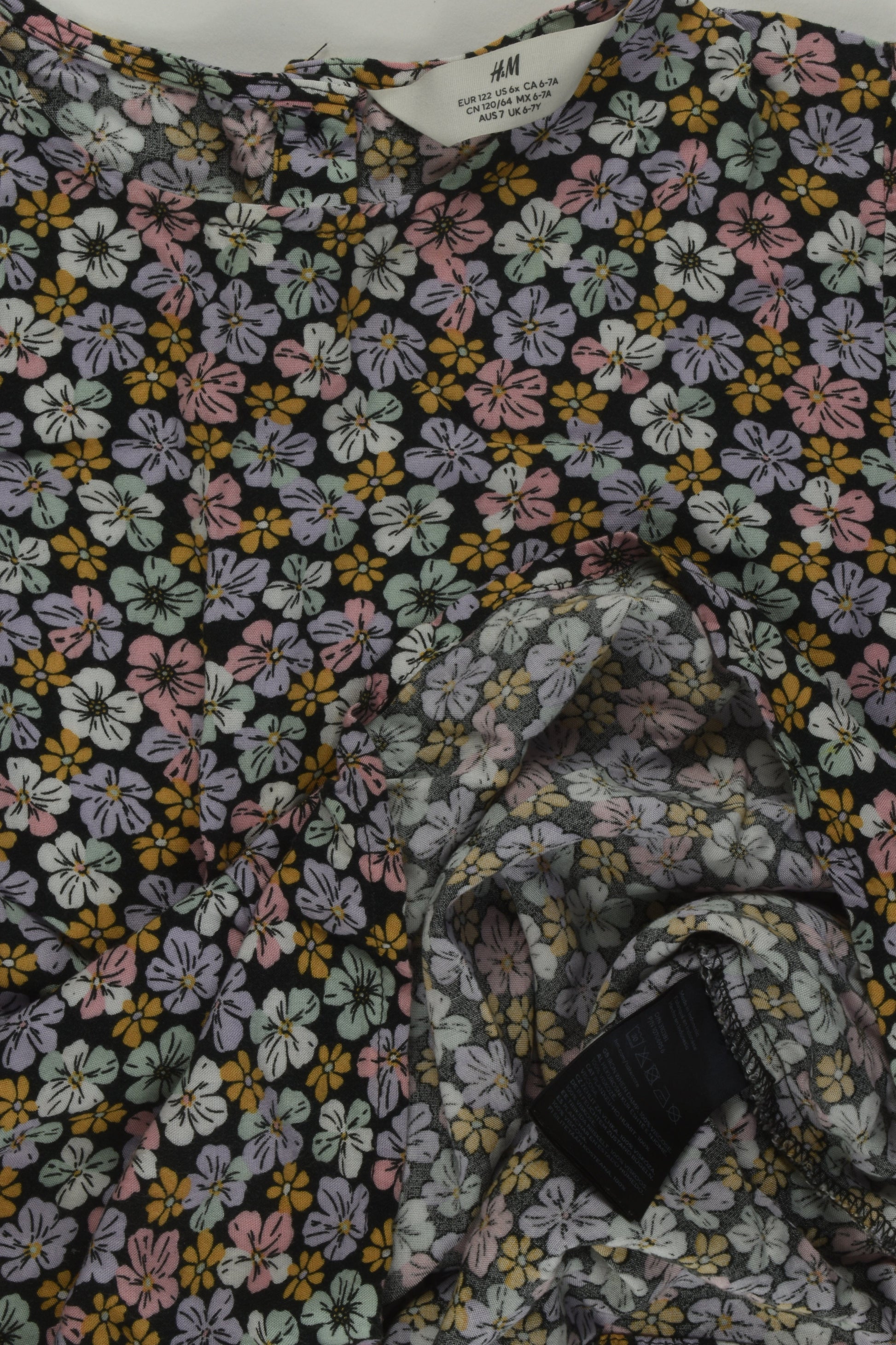 H&M Size 7 Floral Viscose Dress