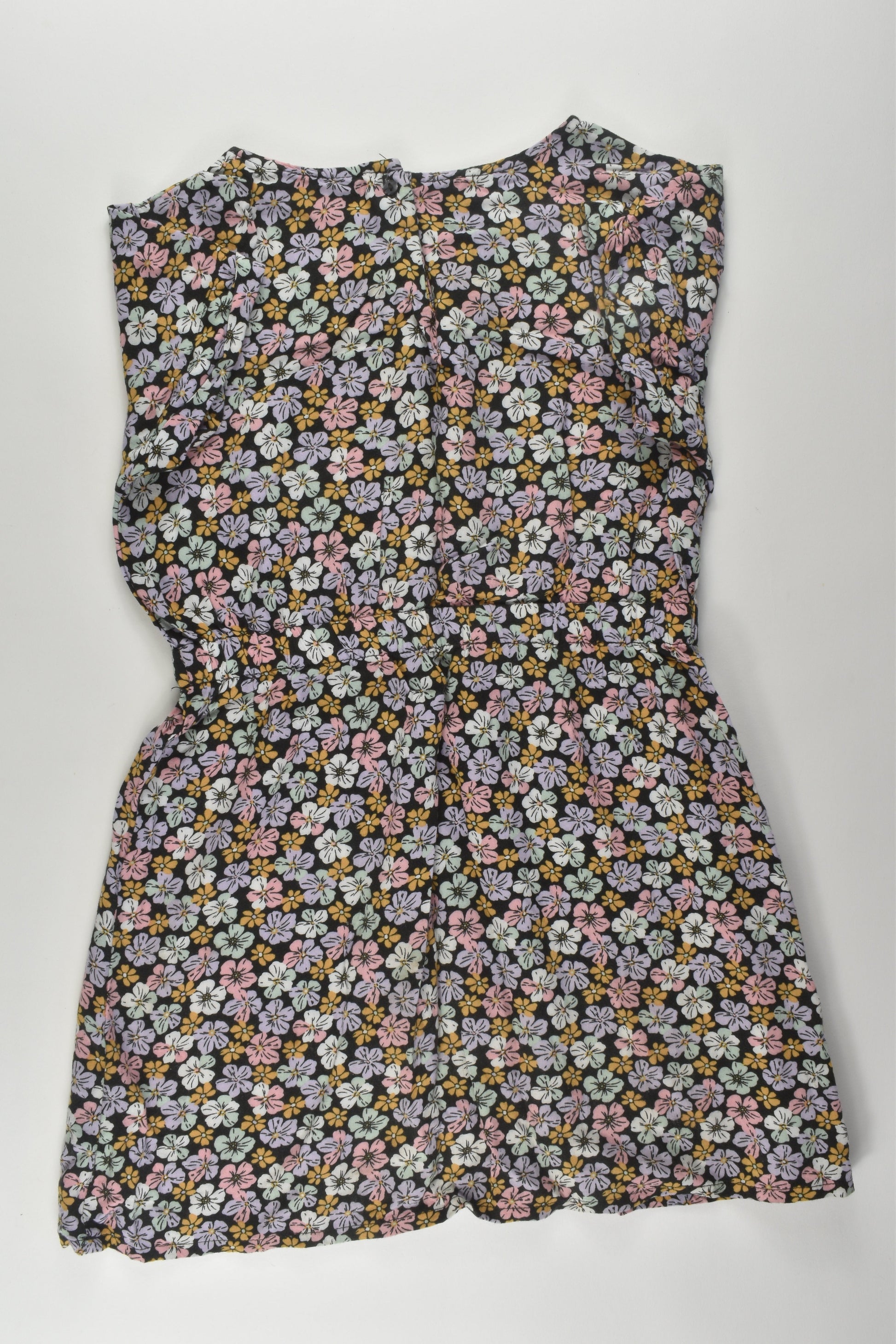 H&M Size 7 Floral Viscose Dress