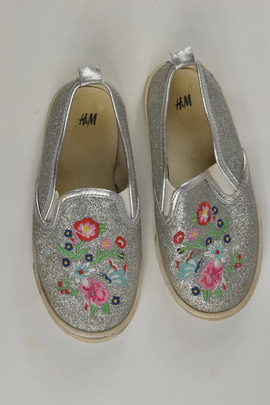 H&M Size EUR 30 US 2 Embroidery Shoes