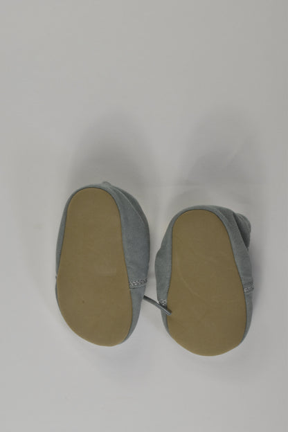 H&M Size US 2.5-3.5 Soft Koala Shoes