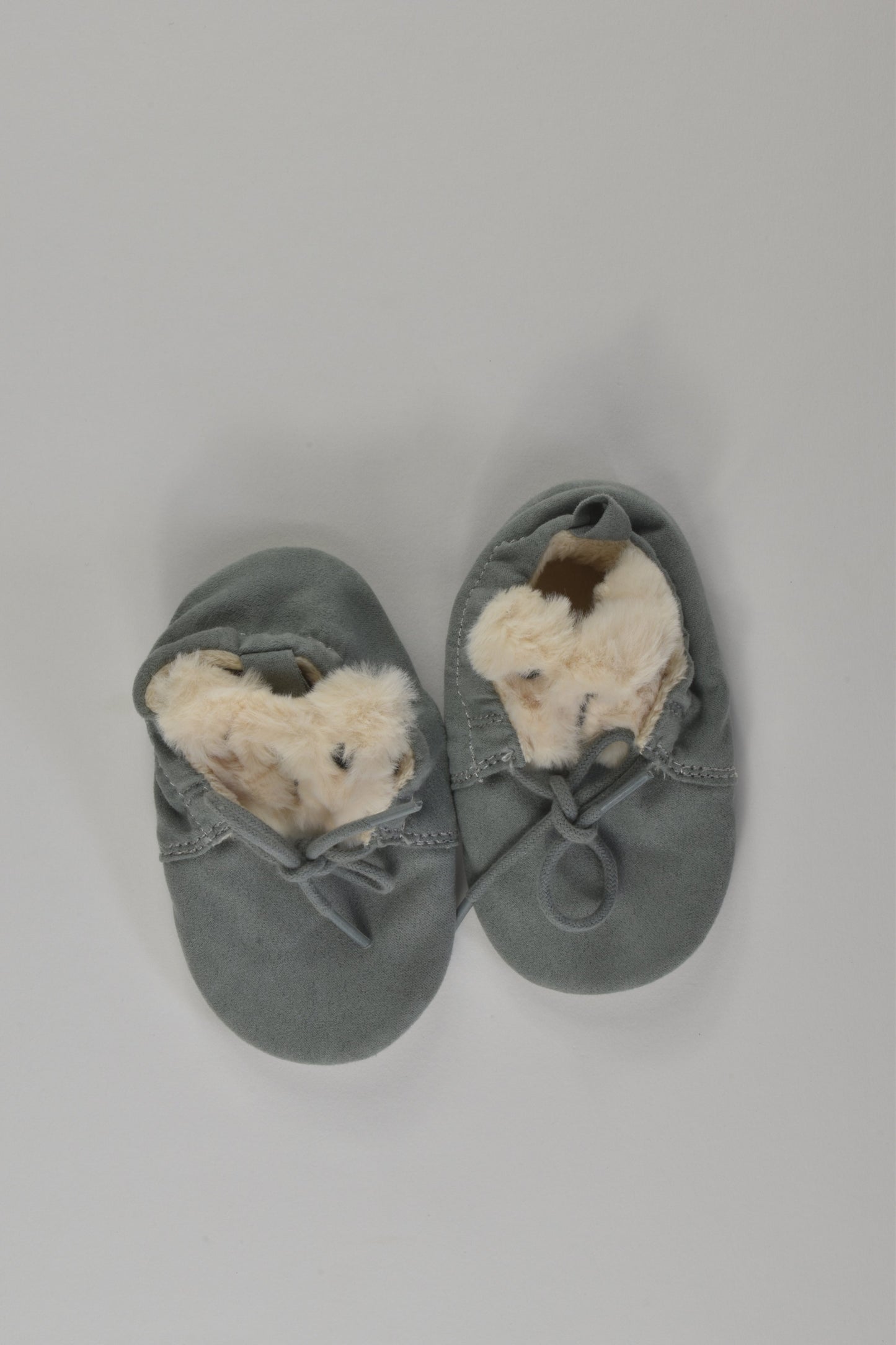 H&M Size US 2.5-3.5 Soft Koala Shoes