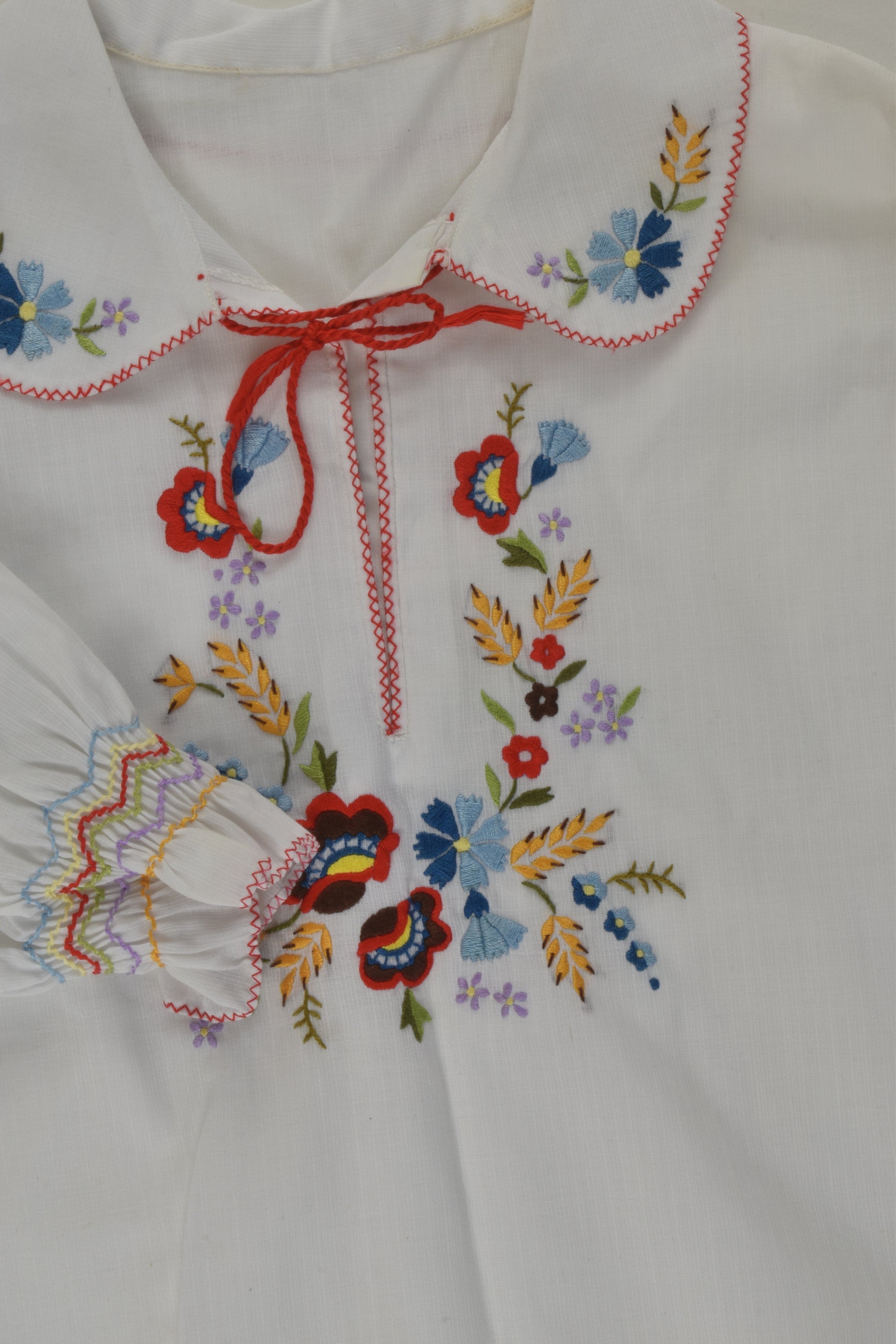 Handmade Size 4-5 Vintage Embroidery Blouse