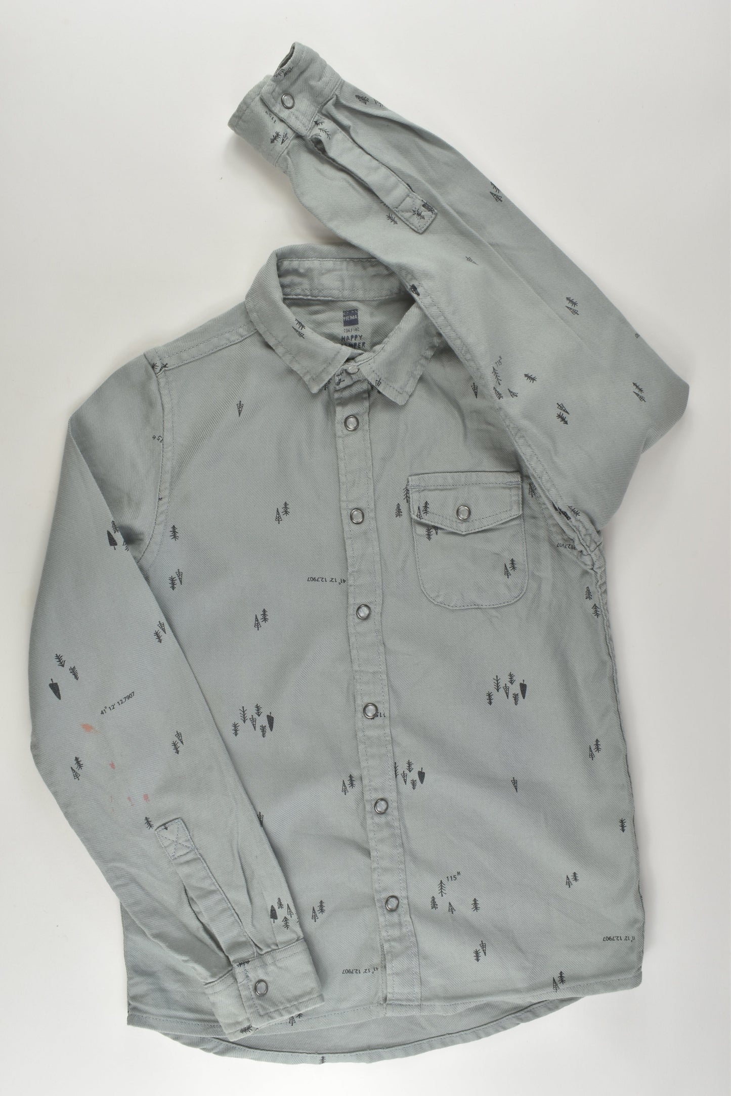 Hema Size 9/10 'Happy Camper' Casual Shirt