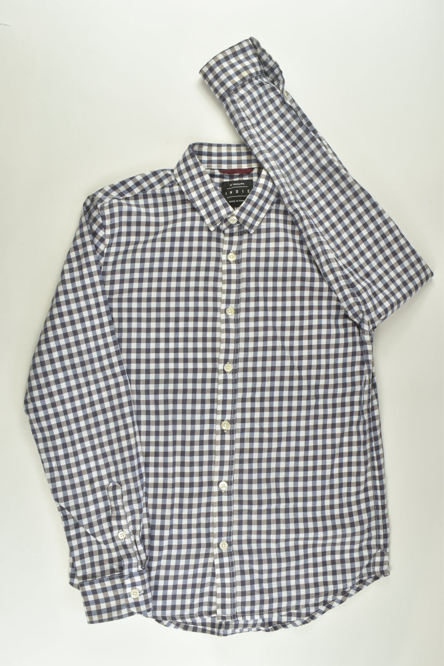 Indie by Industrie Size 10 Checked Button-up Shirt