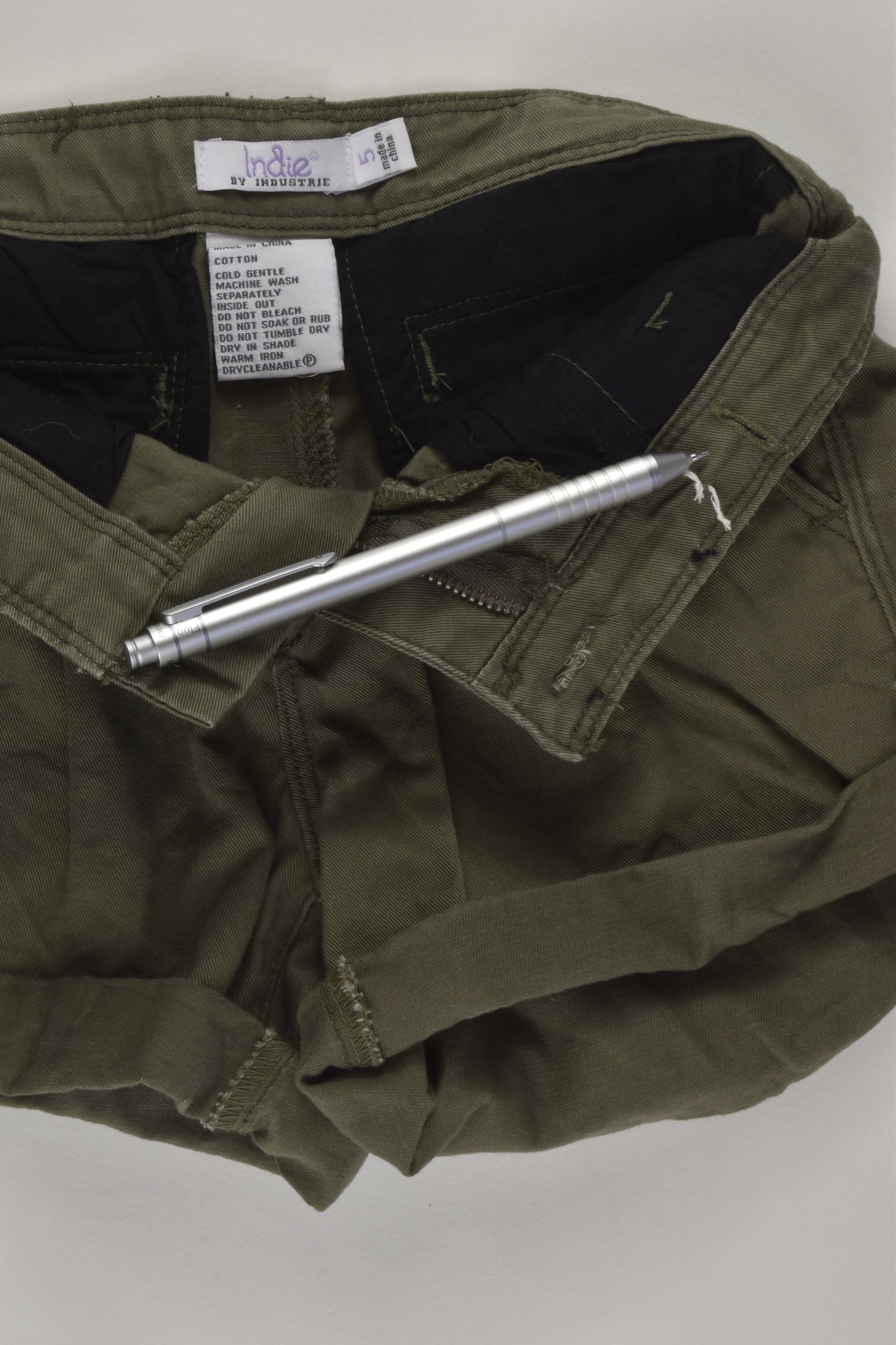 Indie by Industrie Size 5 Shorts