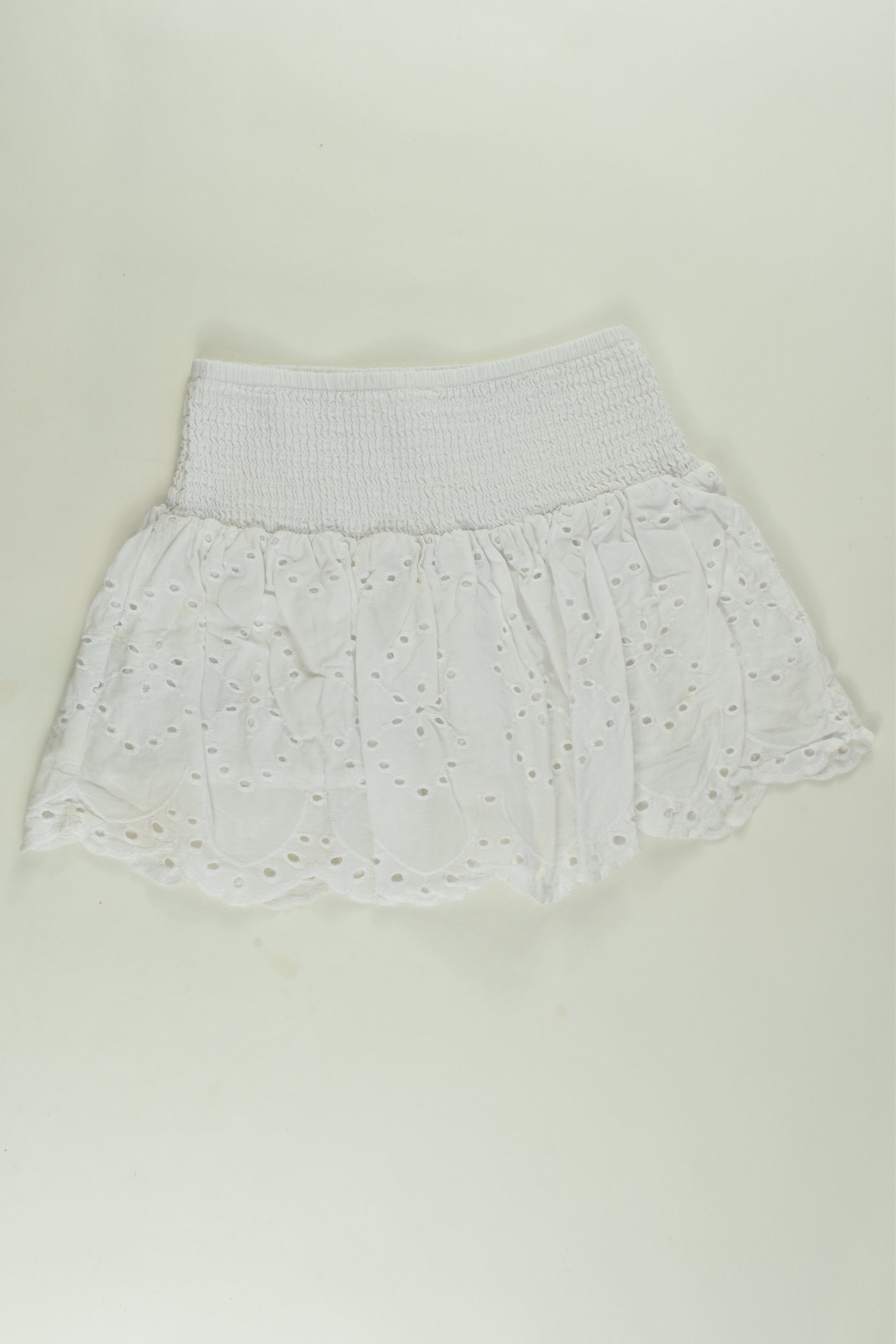 K-D Size 3 Lined White Skirt