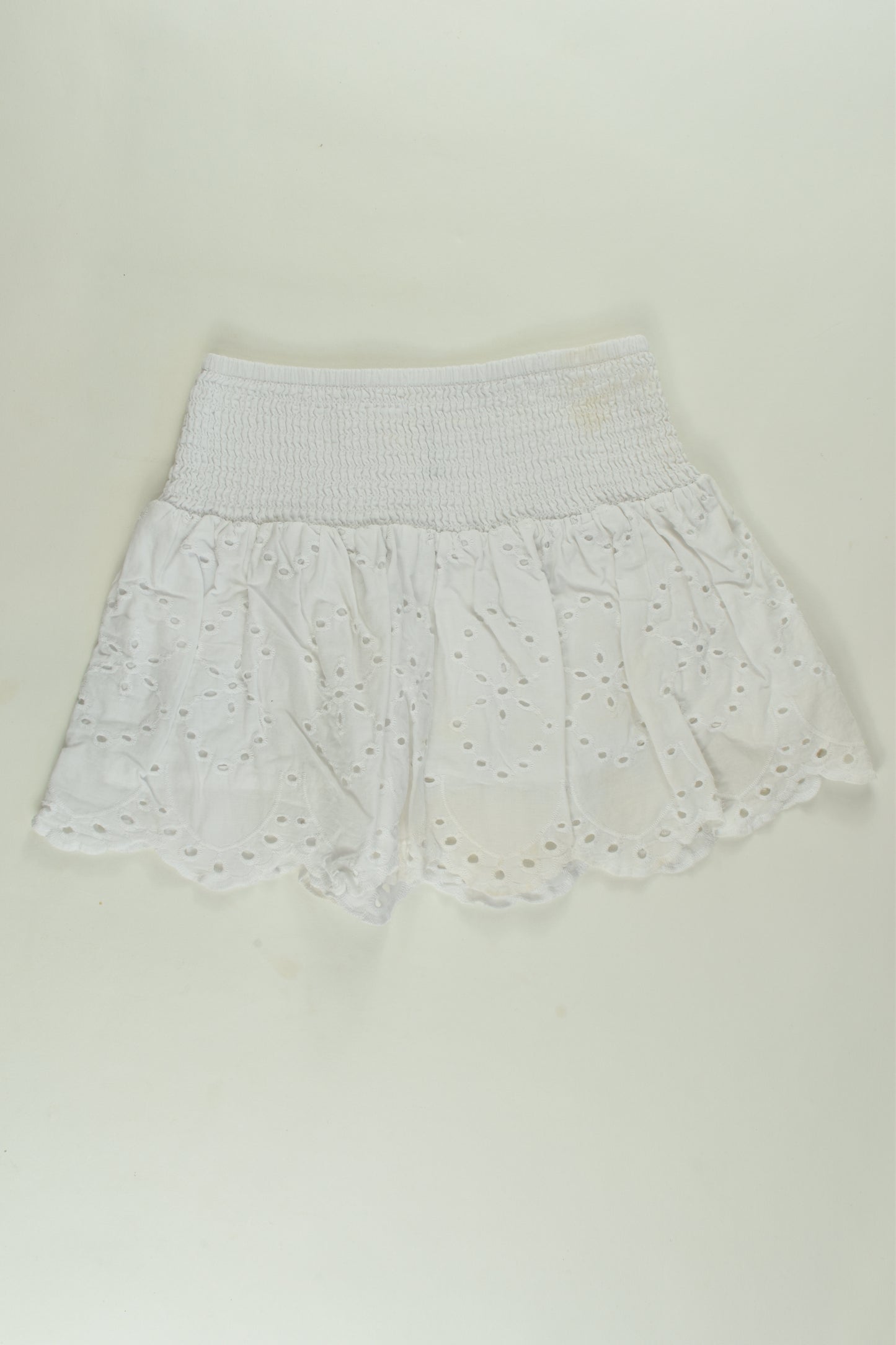 K-D Size 3 Lined White Skirt