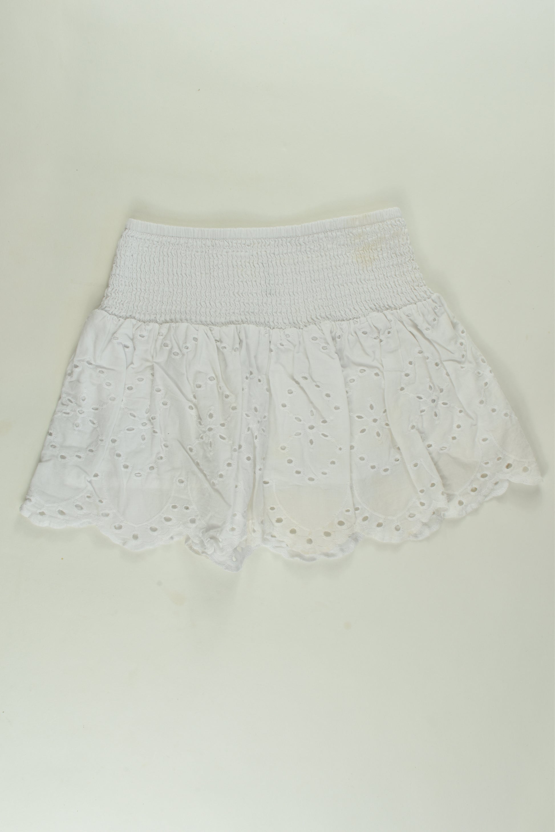 K-D Size 3 Lined White Skirt