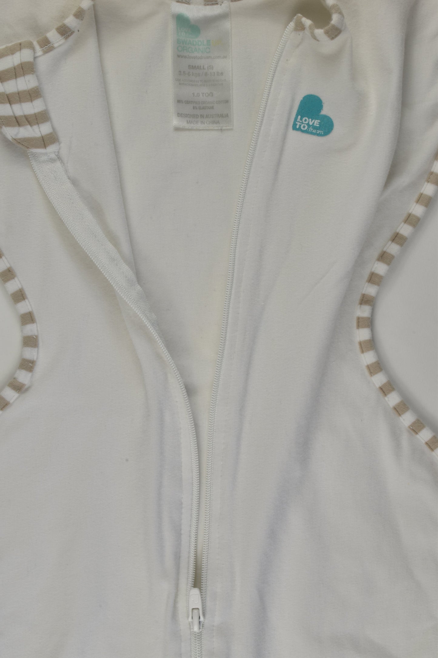 Love To Dream Size 0-3 months Tog 1.0 Organic Swaddle