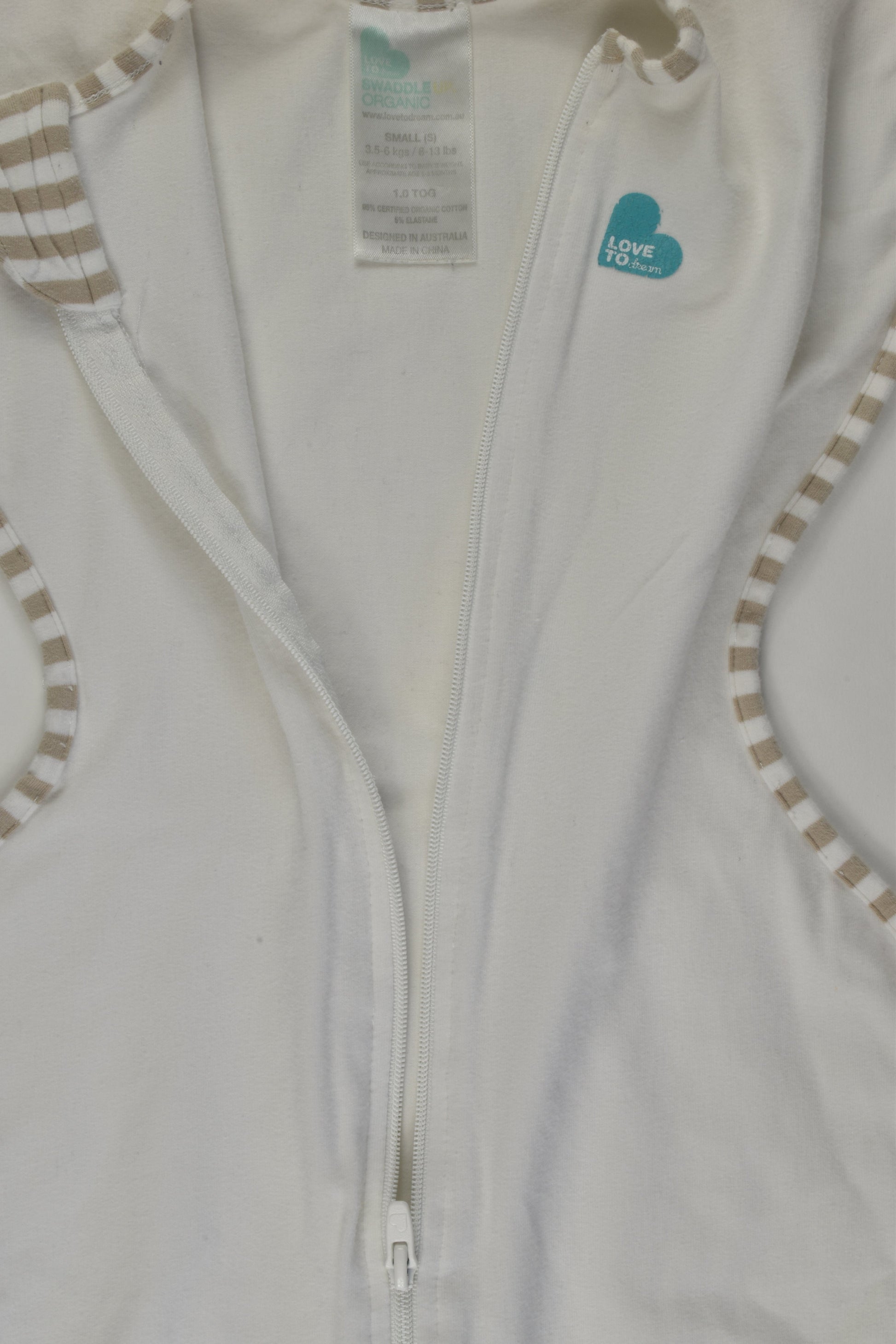 Love To Dream Size 0-3 months Tog 1.0 Organic Swaddle