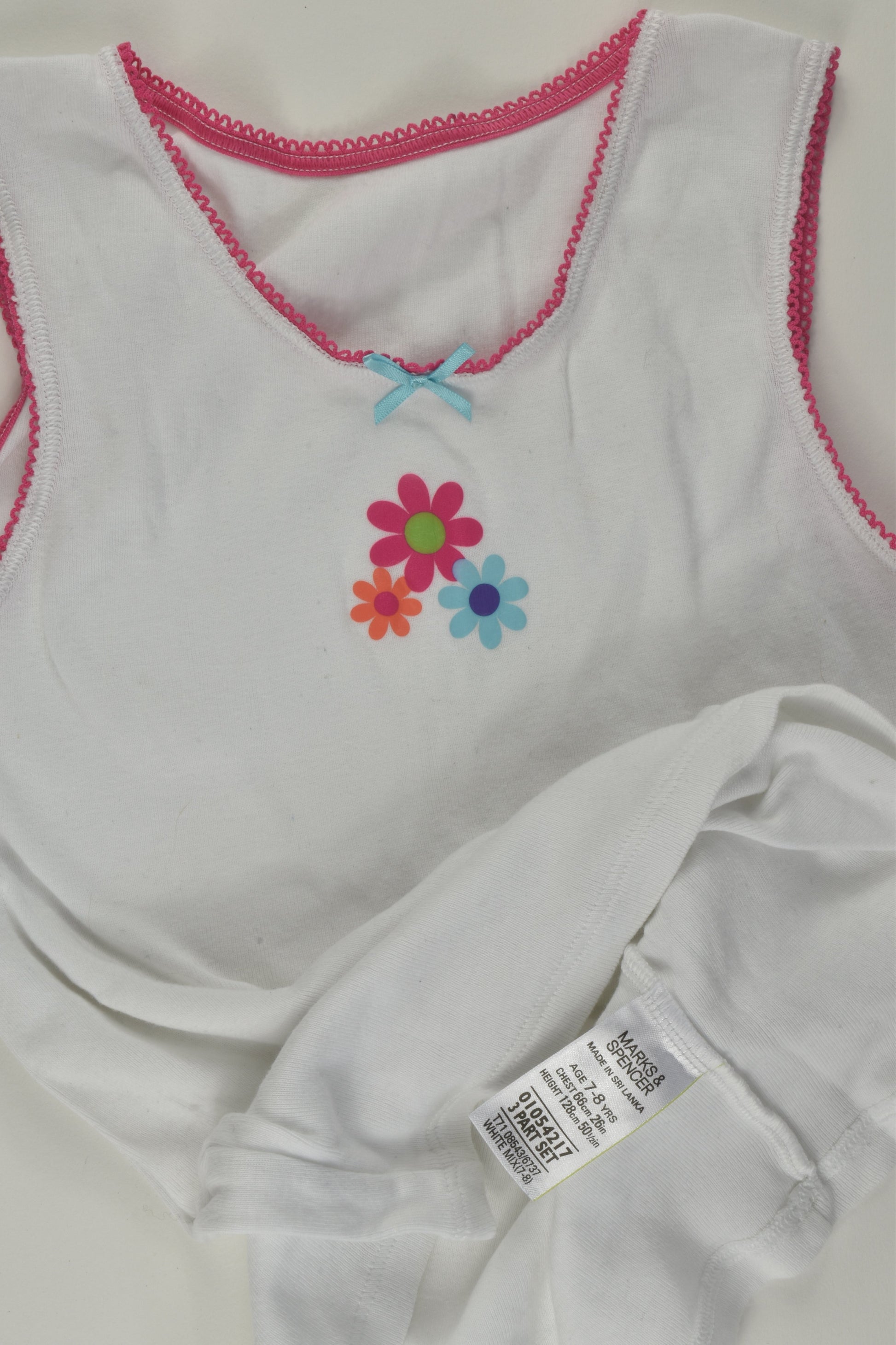 Marks & Spencer Size 7-8 Flower Singlet