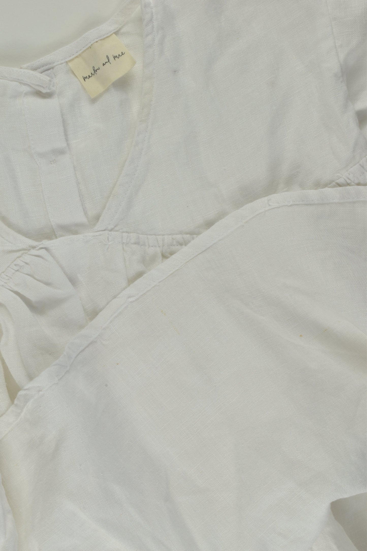 Marlow and Mae Size 4 Linen Blouse