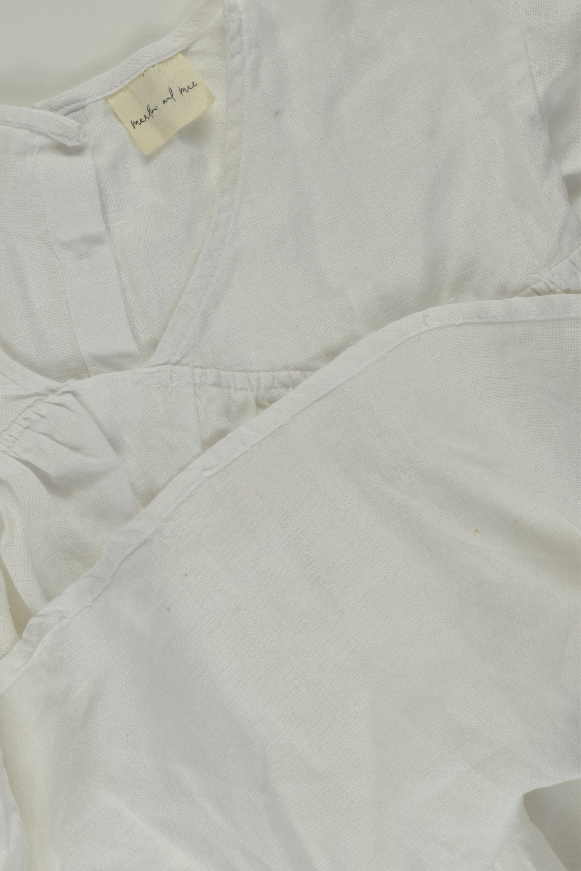 Marlow and Mae Size 4 Linen Blouse
