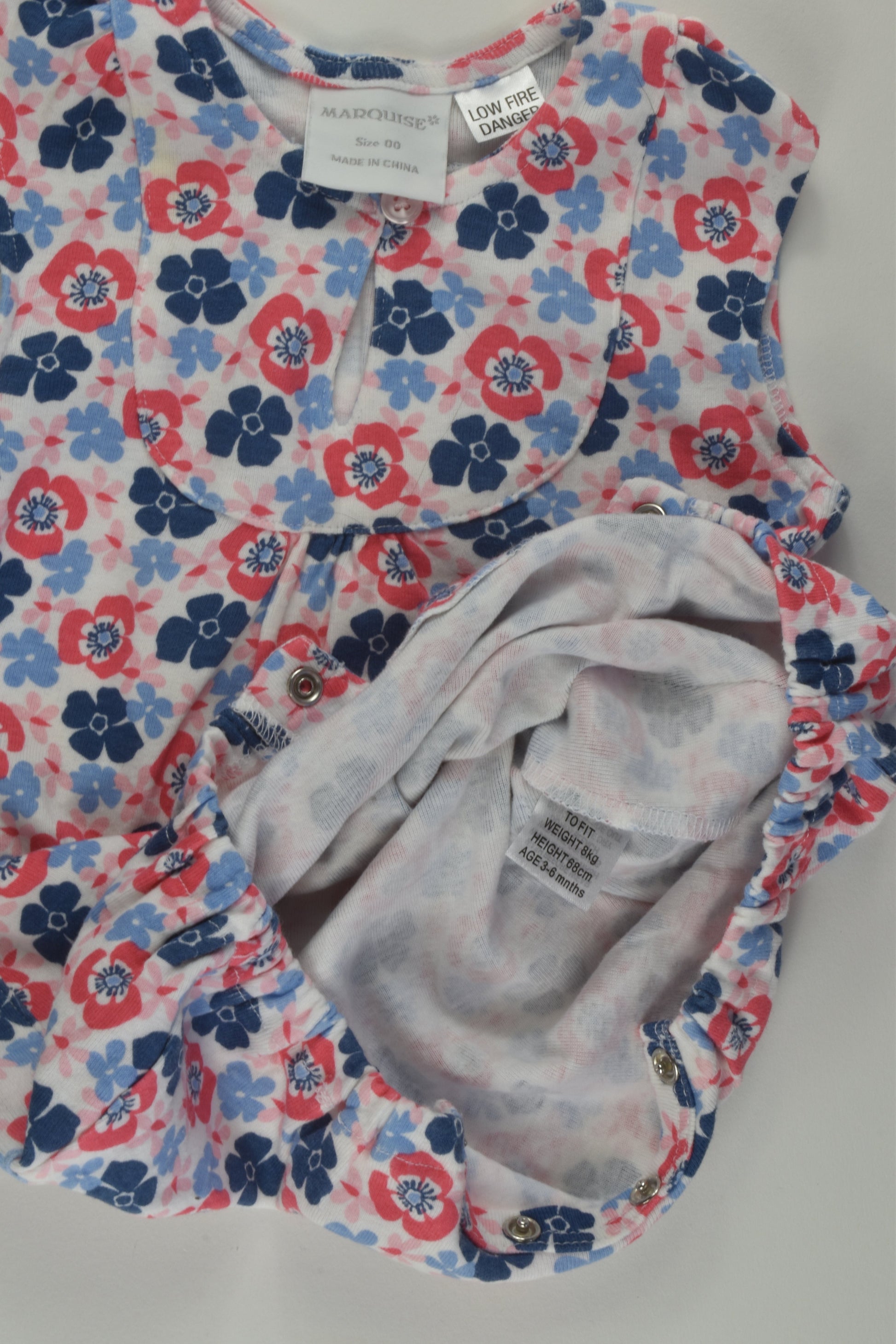 Marquise Size 00 Floral Short Romper