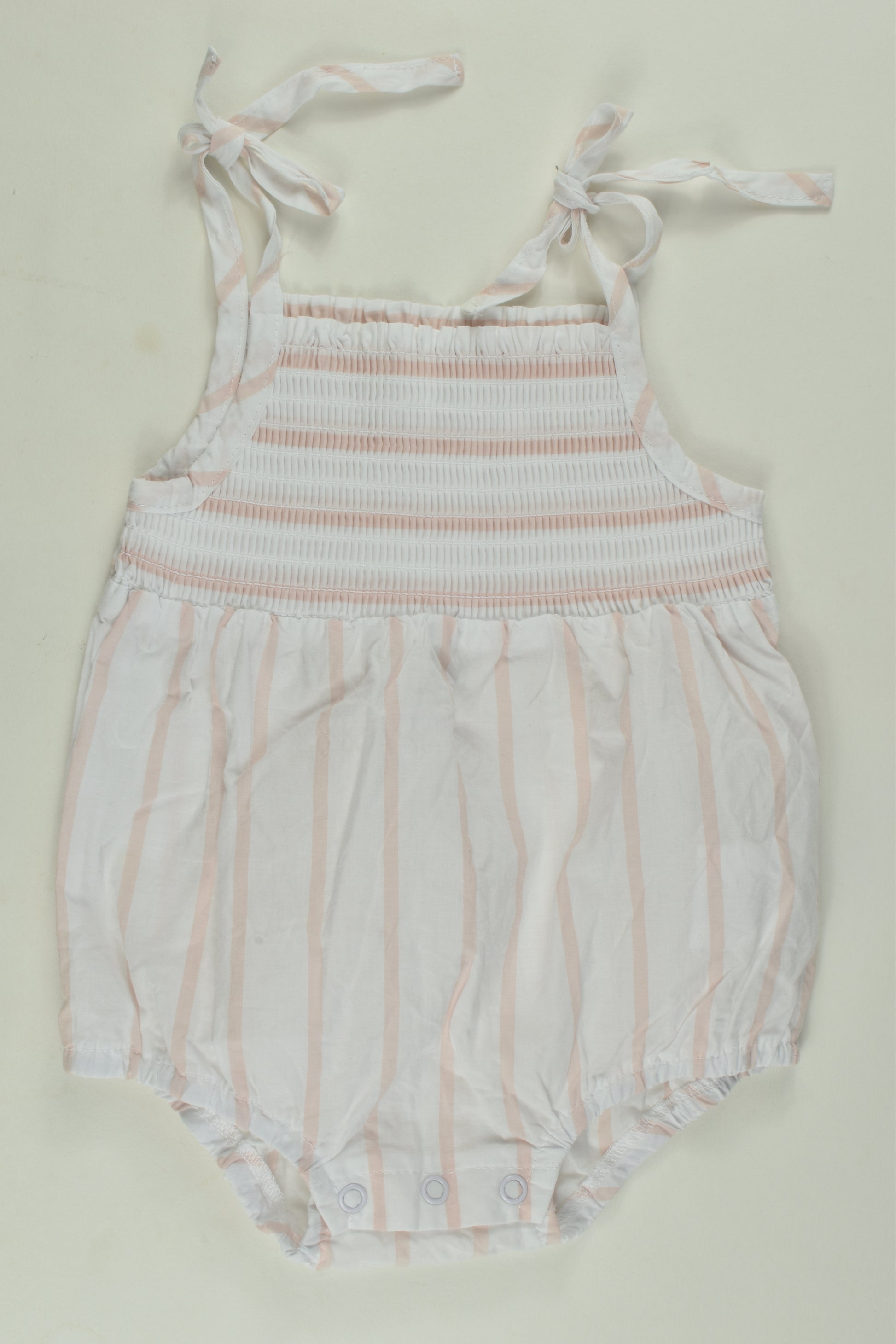 Miann & Co Size 000 Bubble Romper