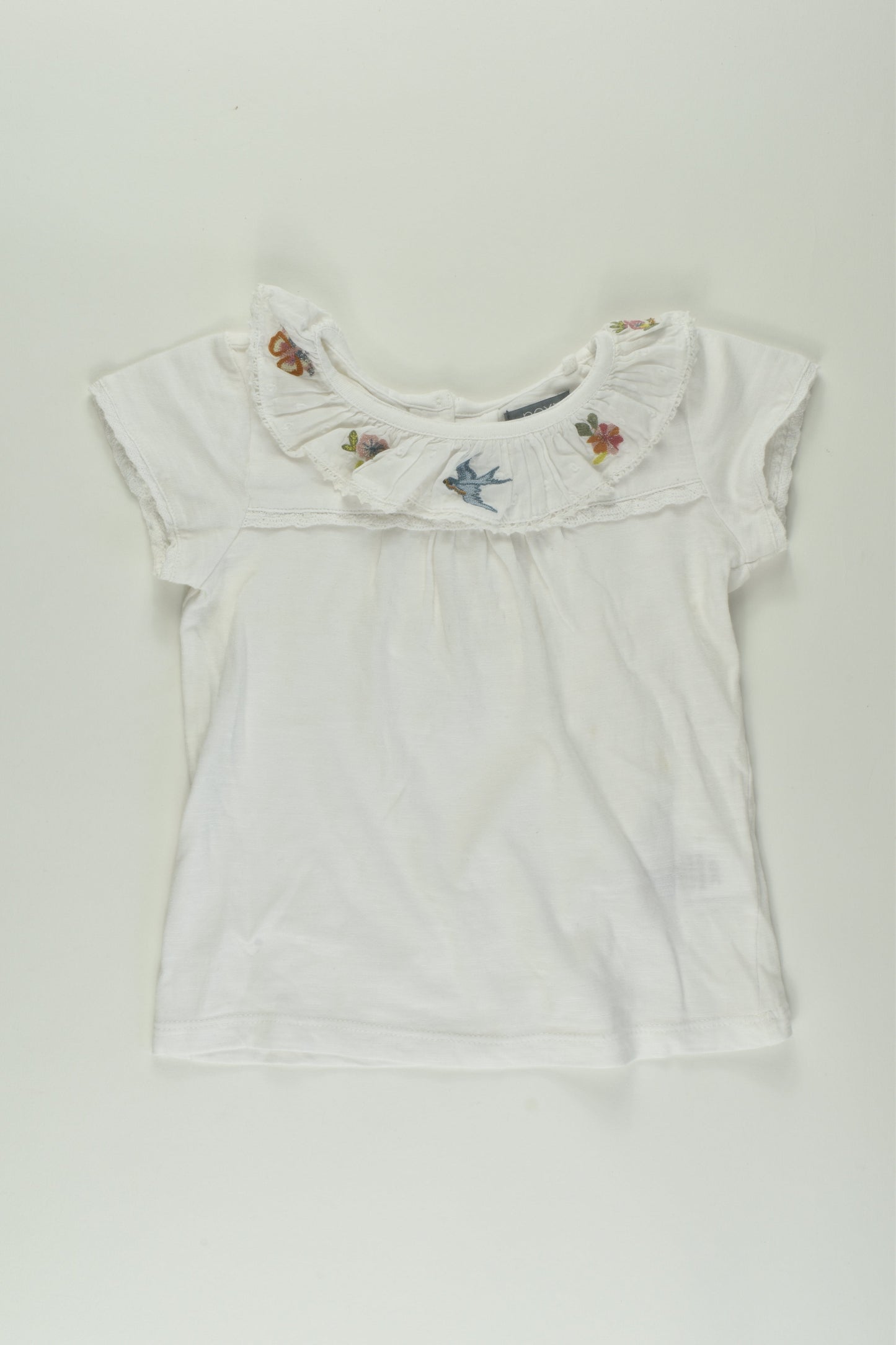 Next Size 0 Embroidery Collar T-shirt