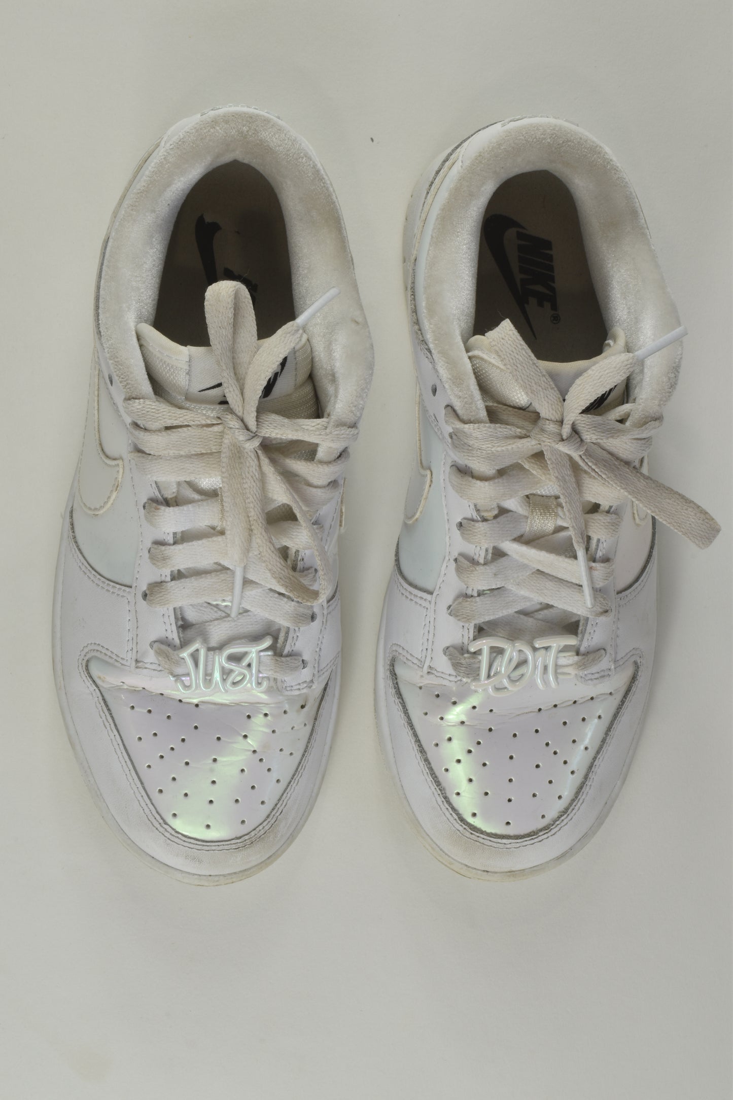 Nike Size US 6 Shoes