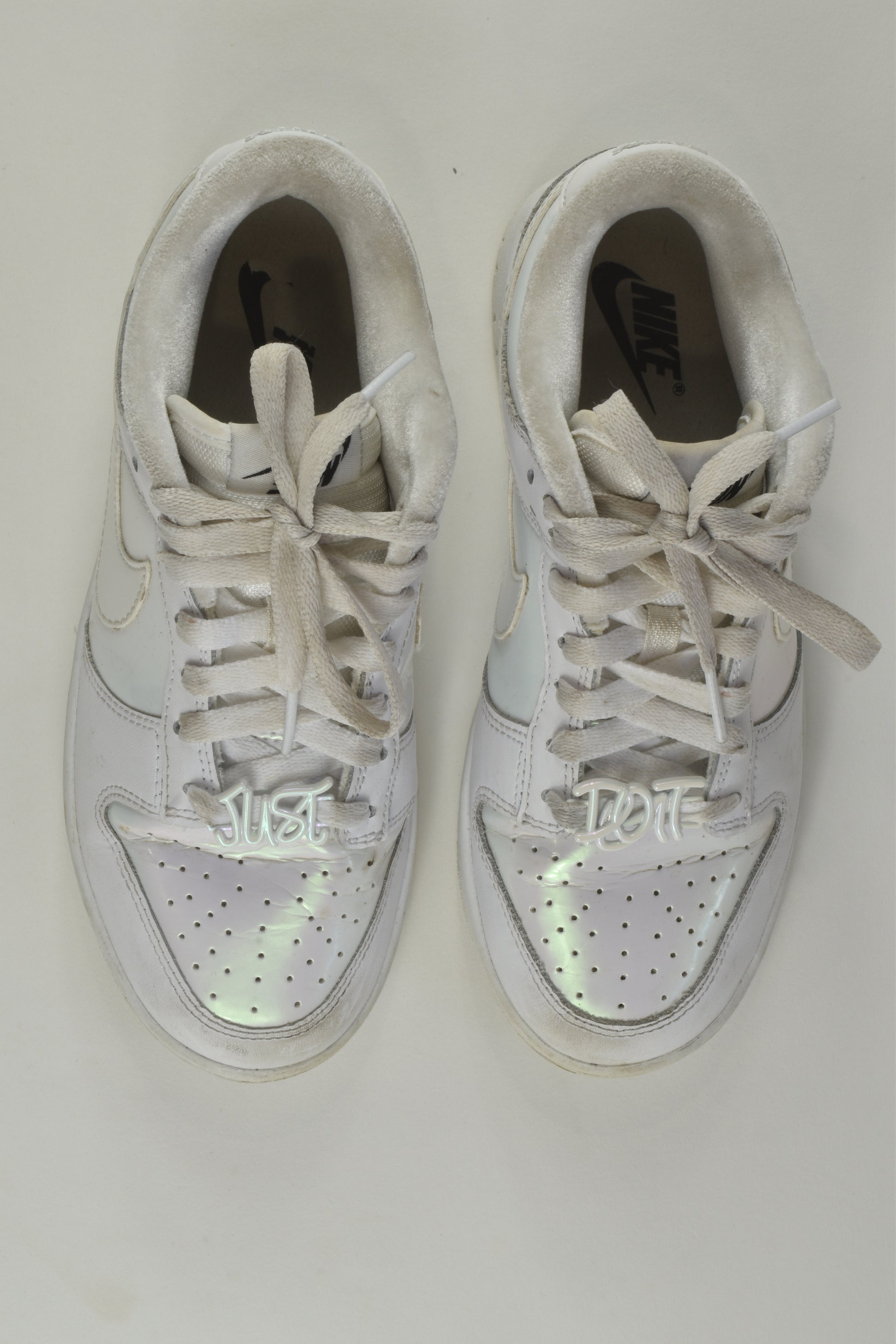 Nike Size US 6 Shoes