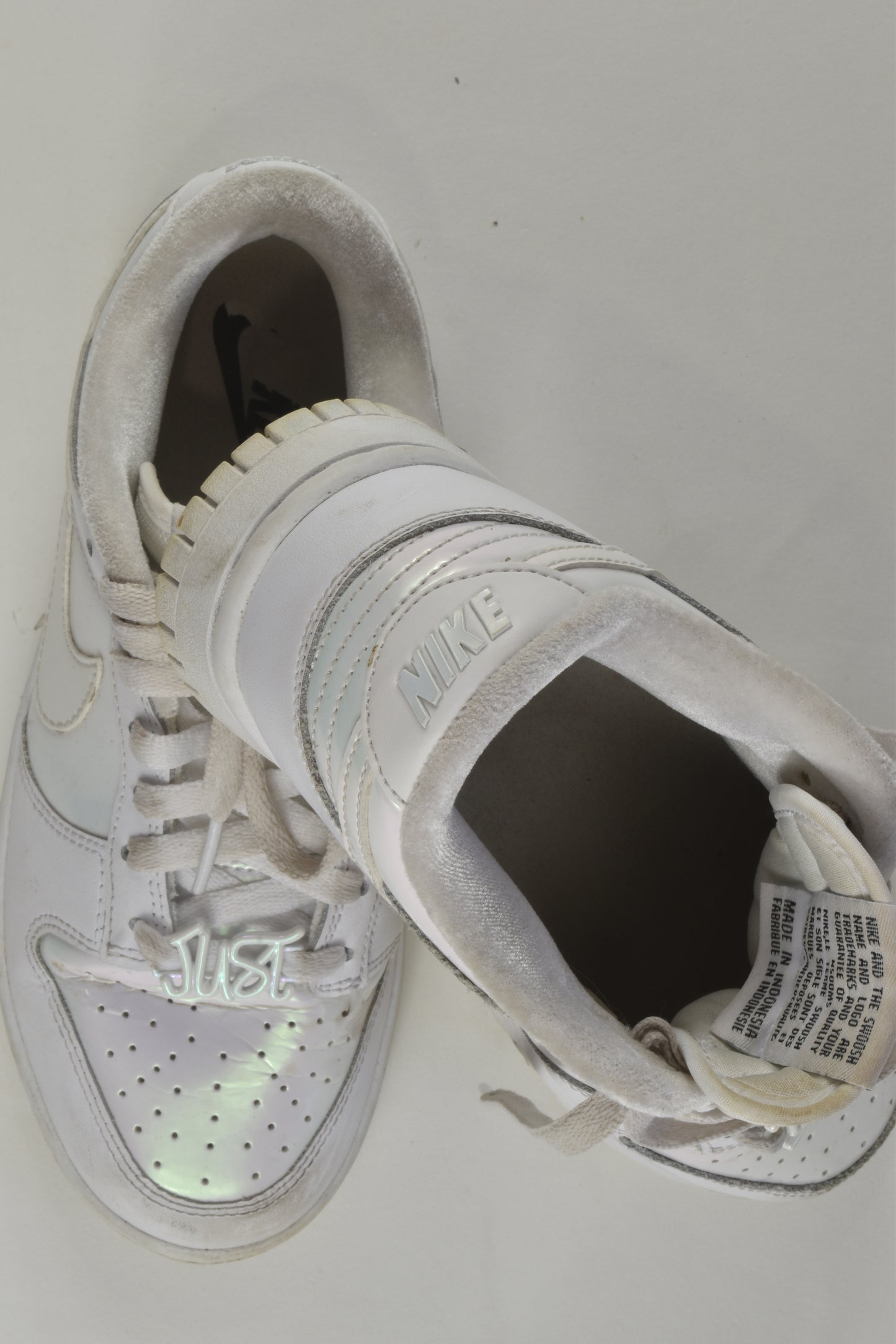 Nike Size US 6 Shoes