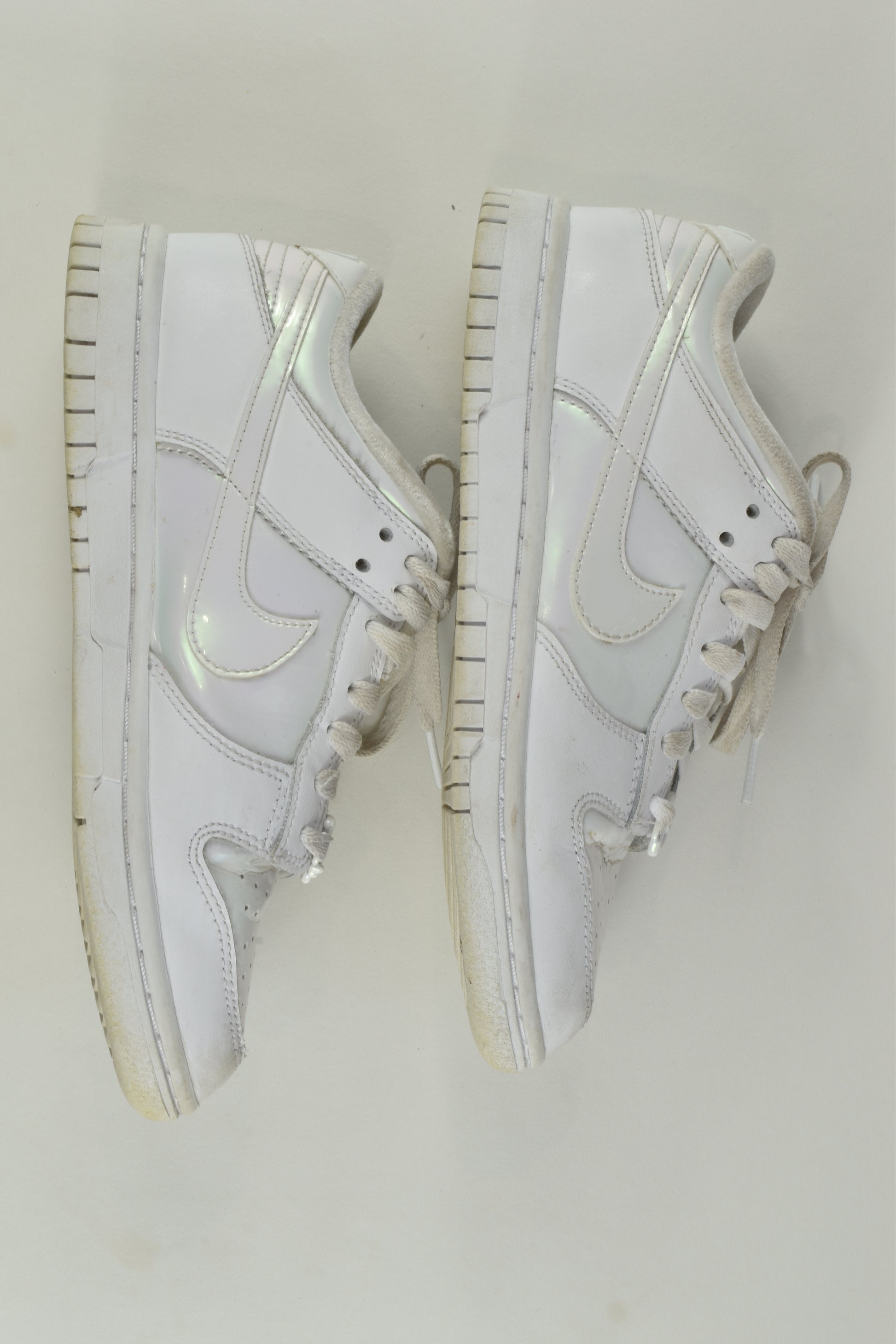 Nike Size US 6 Shoes