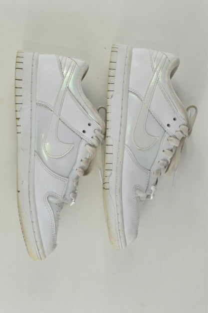 Nike Size US 6 Shoes