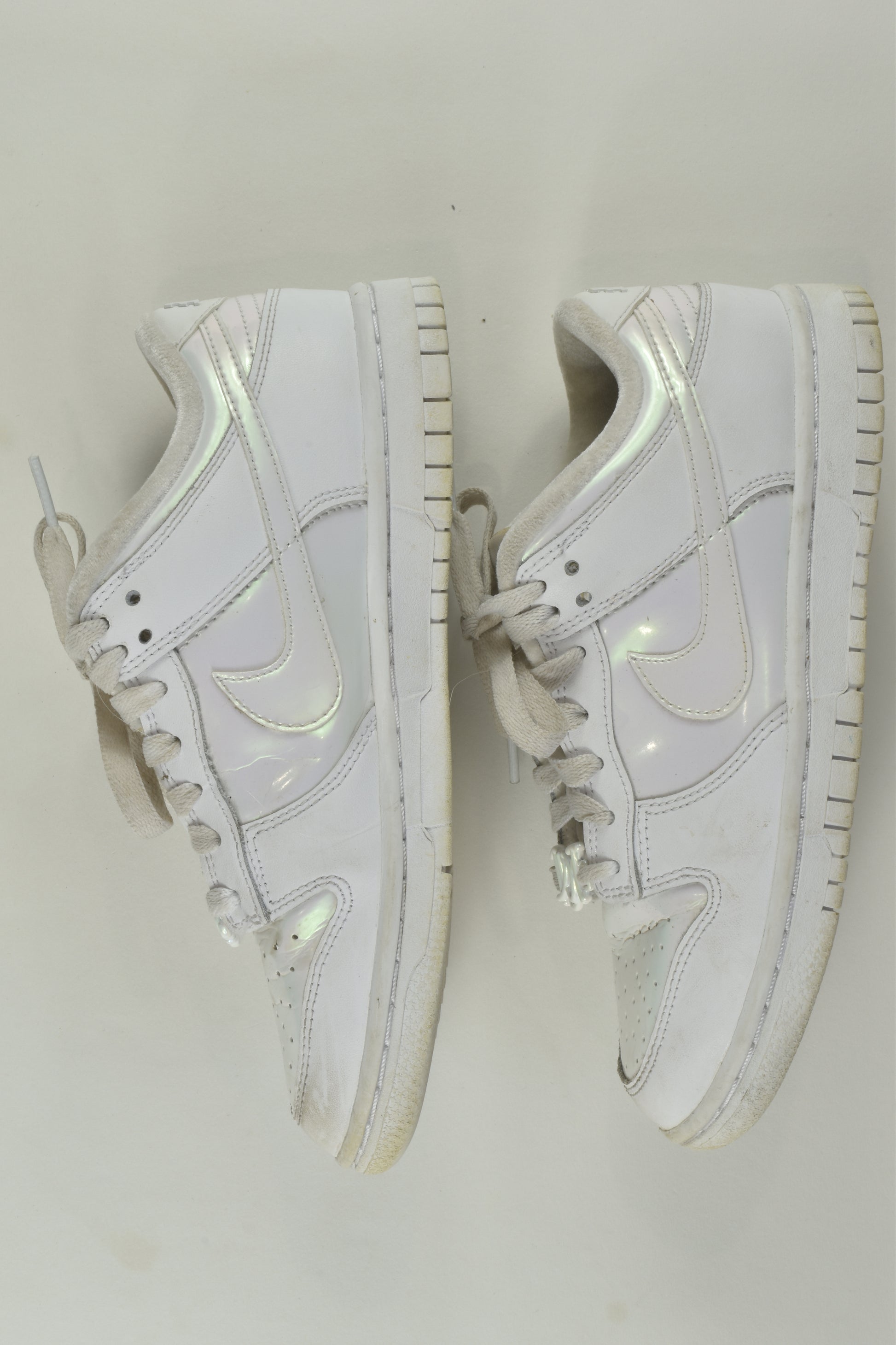 Nike Size US 6 Shoes