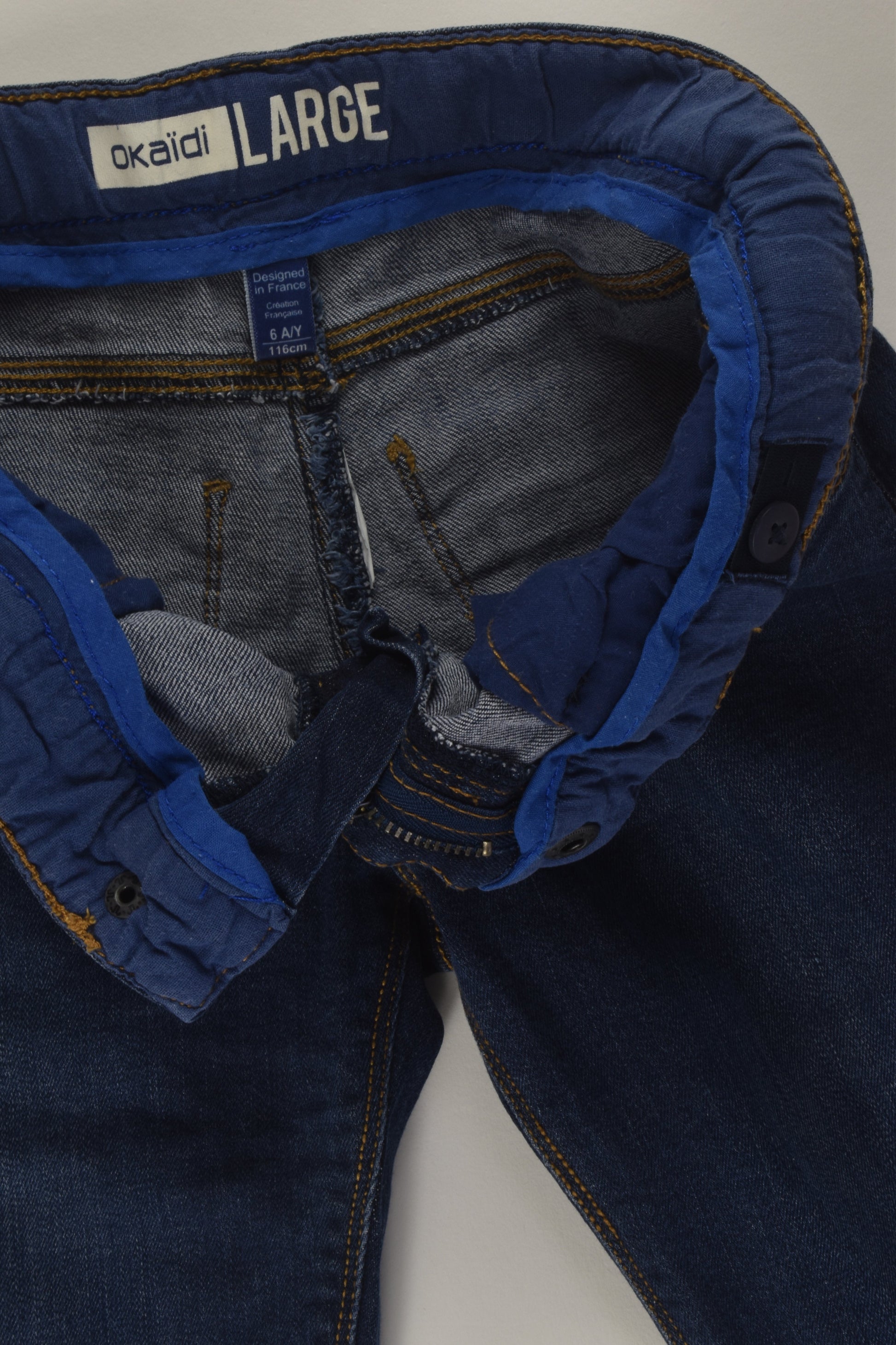 Okaïdi Size 6 Stretchy Denim Shorts