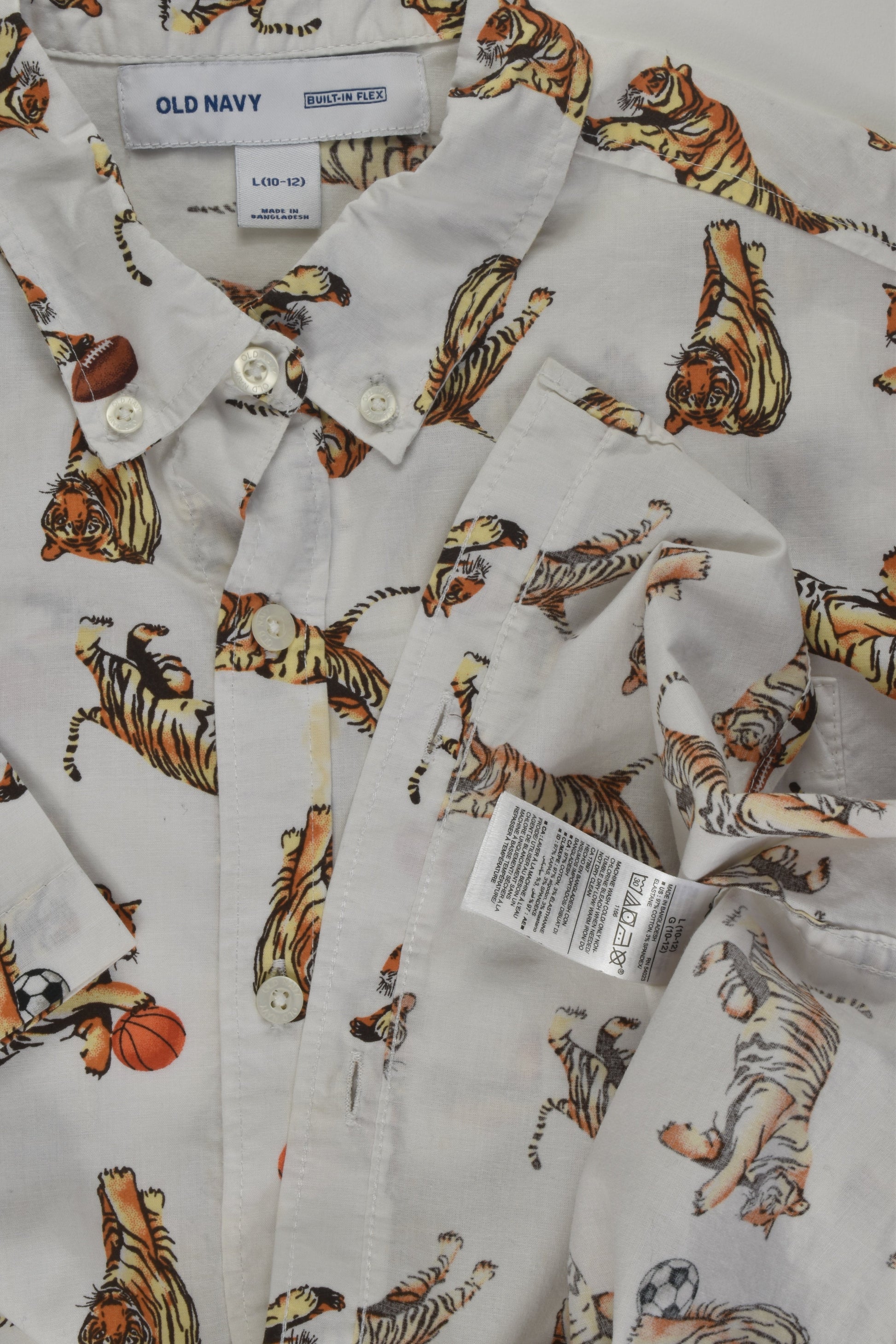 Old Navy Size 10-12 Tiger Shirt