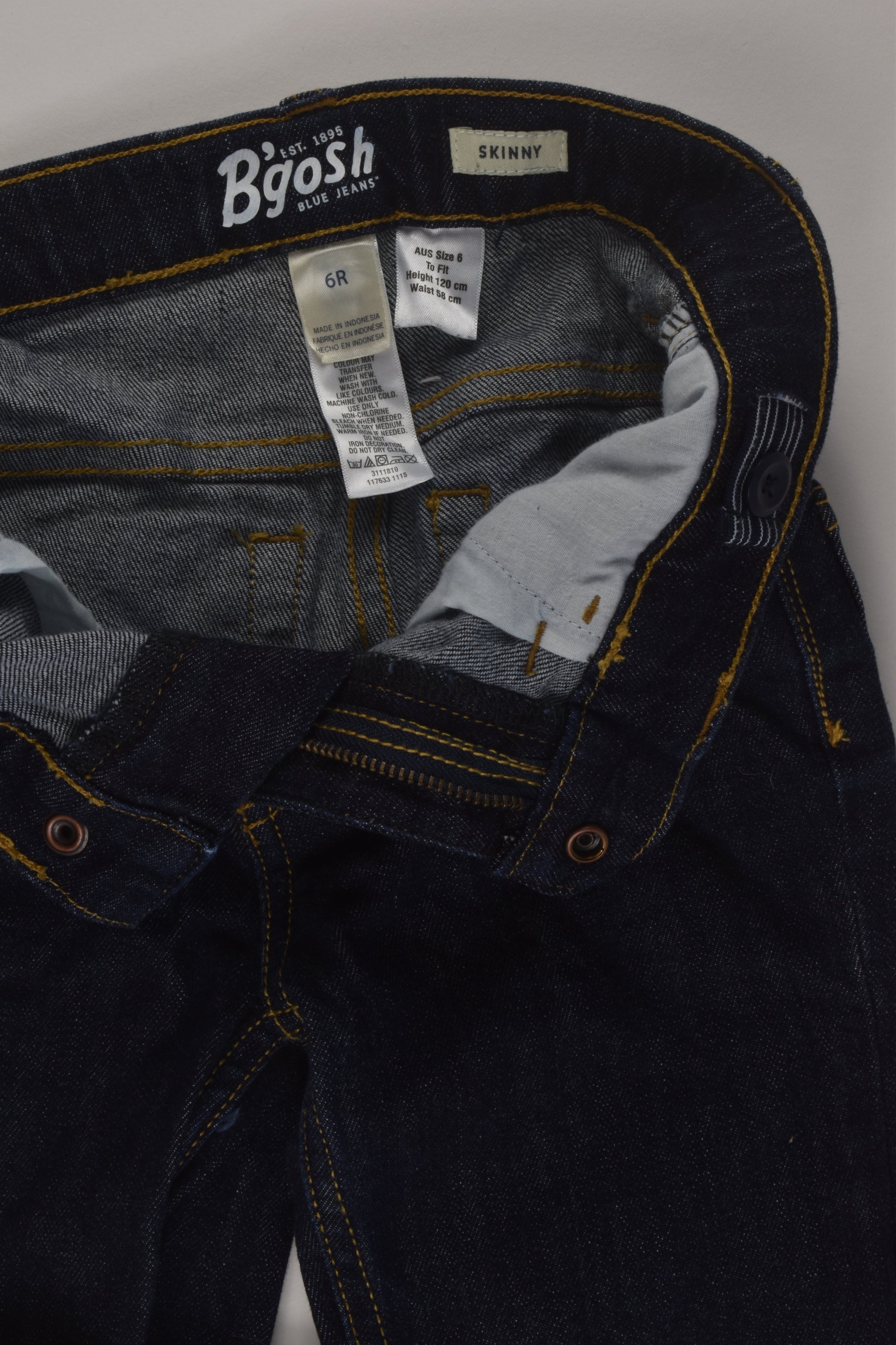 OshKosh Size 6 Skinny Denim Pants